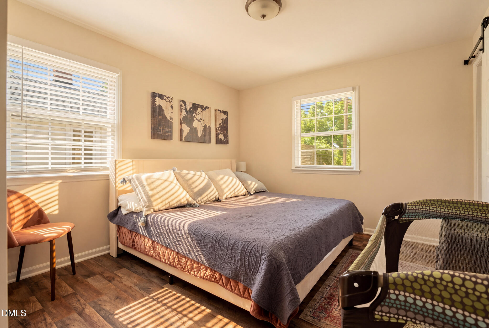 1208 W Murray Avenue Property Photo 9