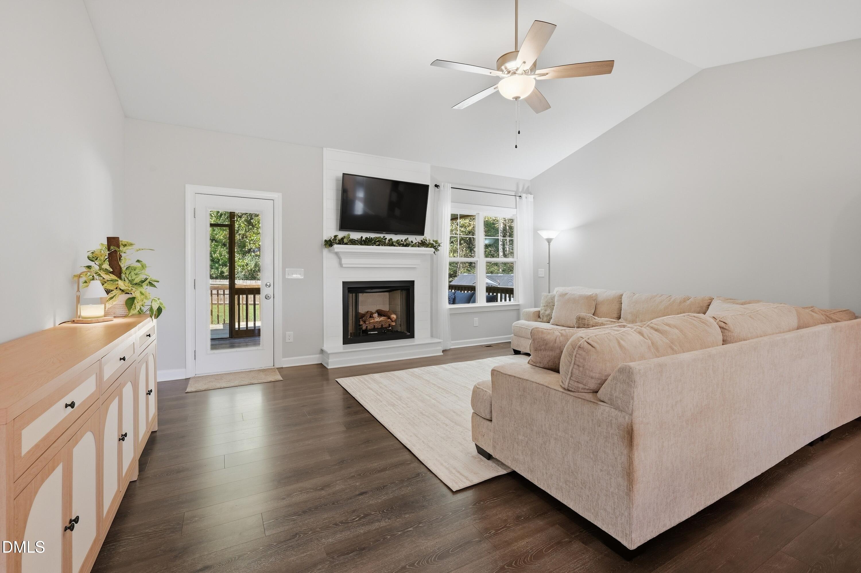 55 Blackburn Court Property Photo 8