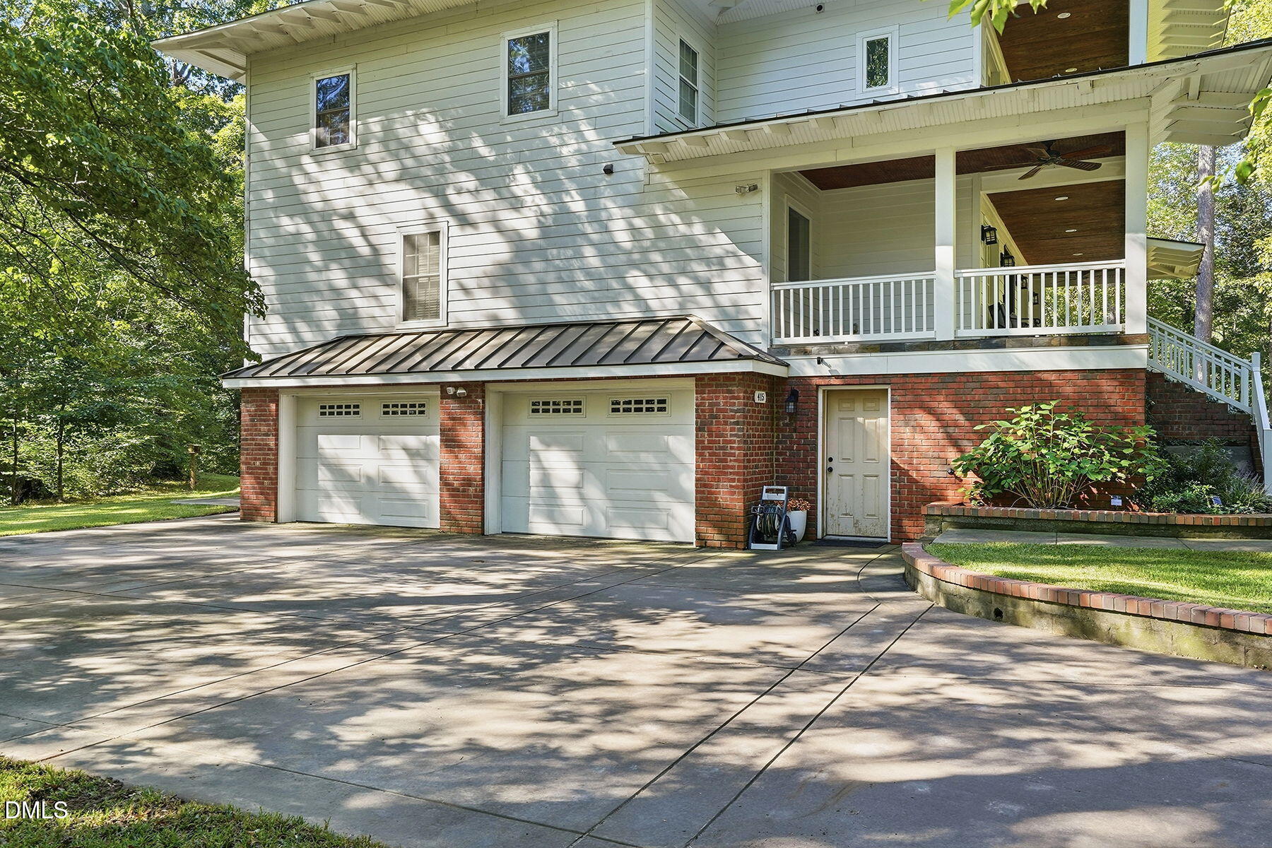 415 River Bluff Drive N Property Photo 14