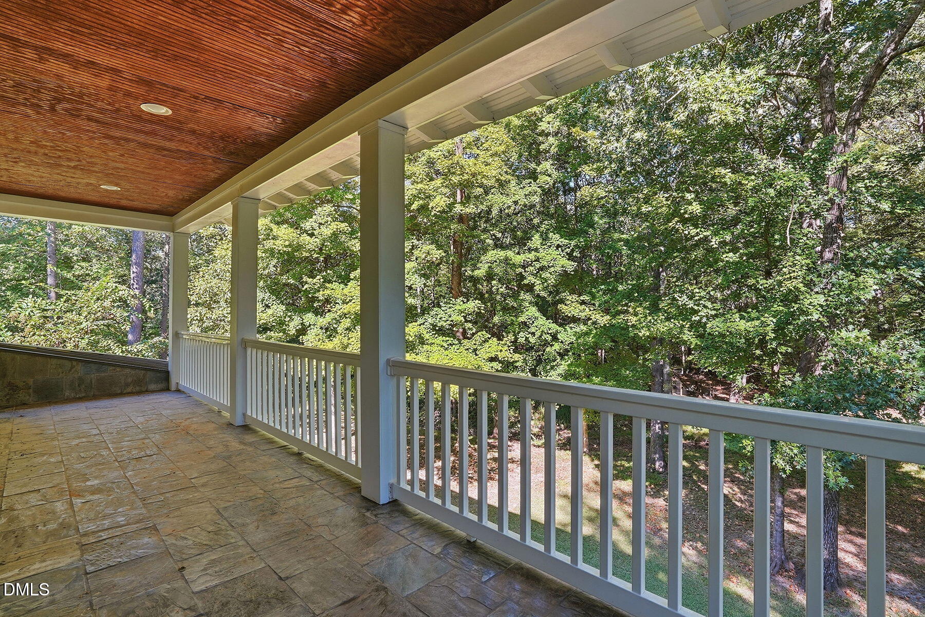 415 River Bluff Drive N Property Photo 20