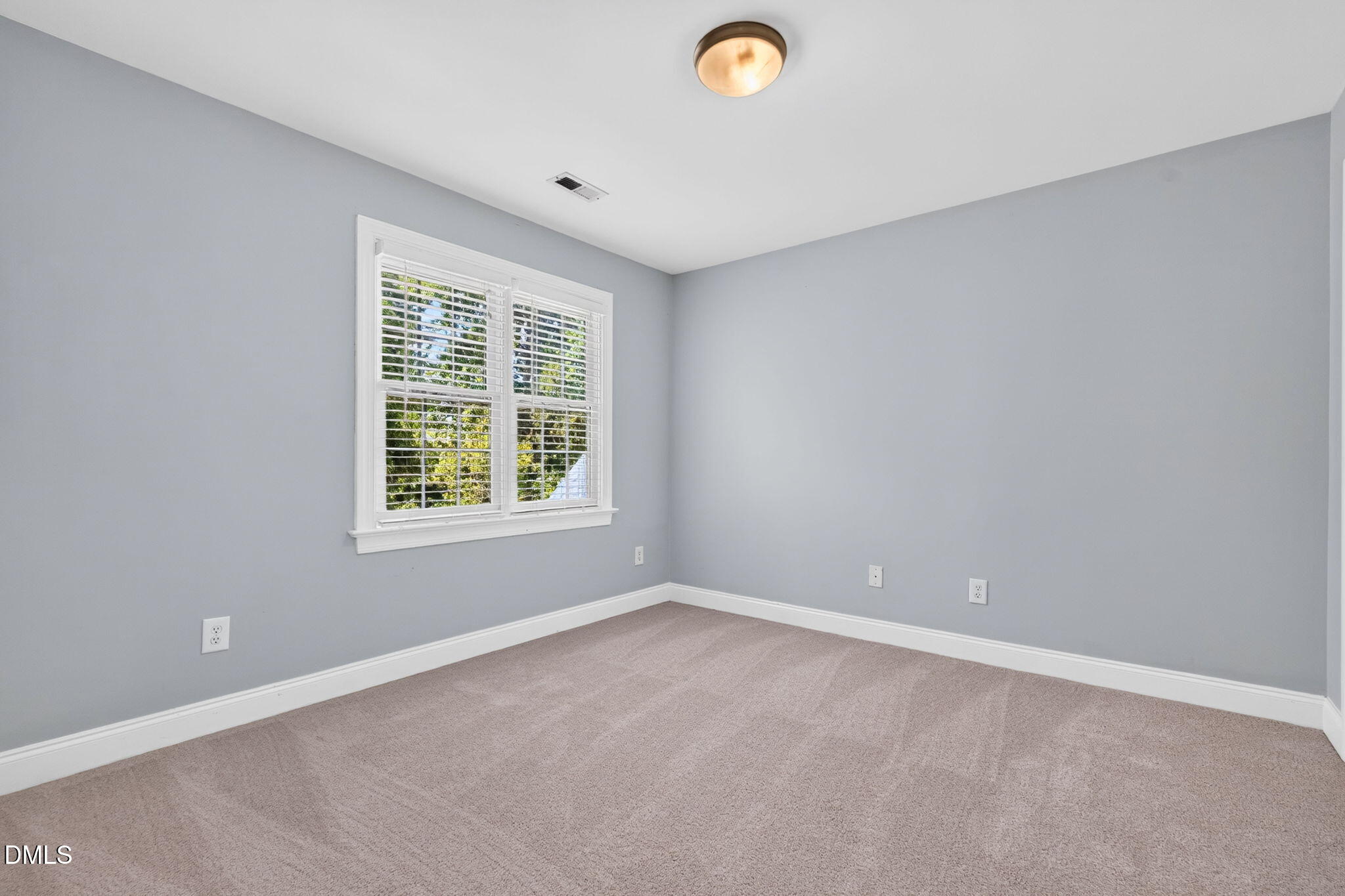 517 Commons Walk Circle Property Photo 44