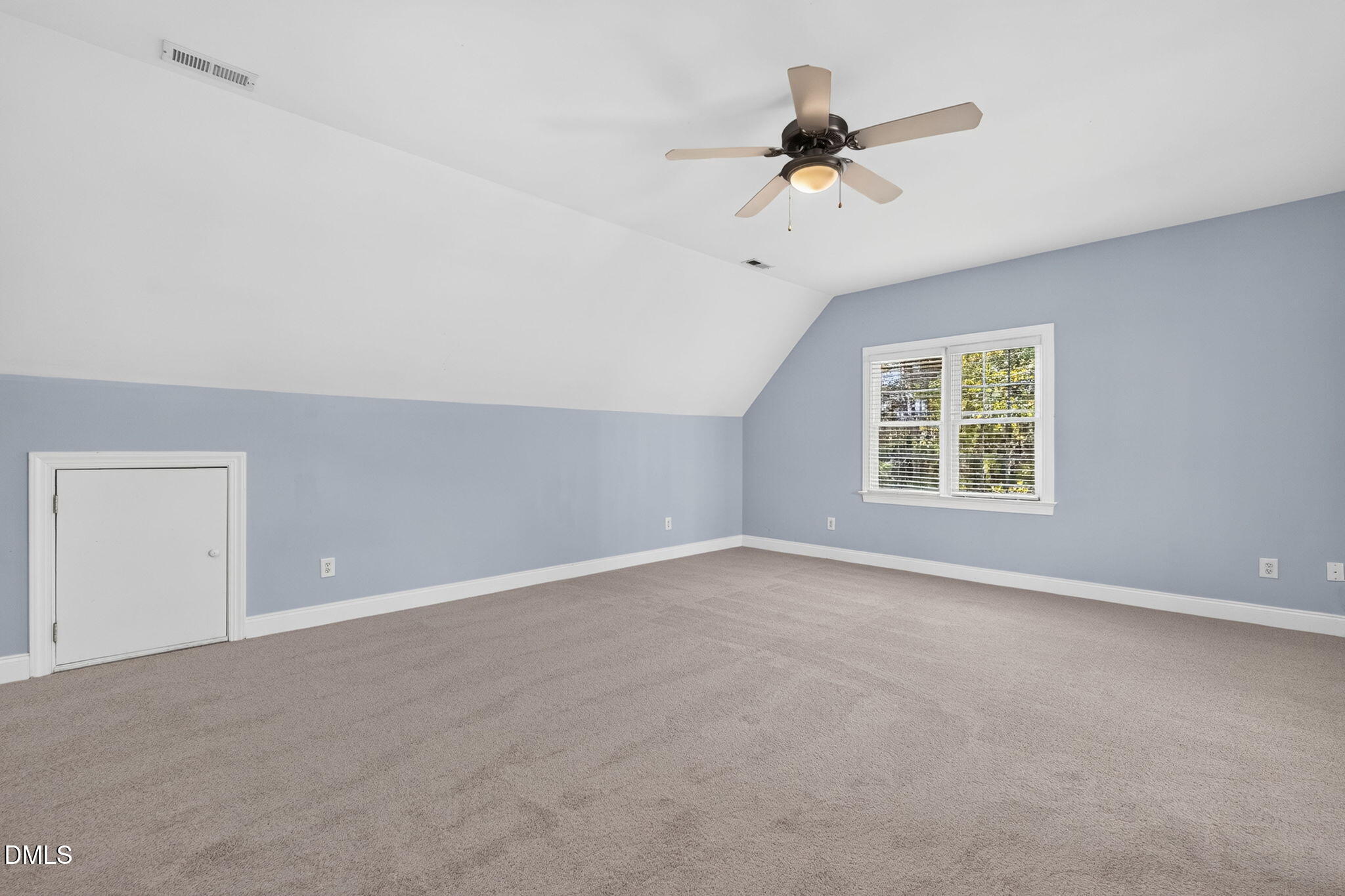 517 Commons Walk Circle Property Photo 46