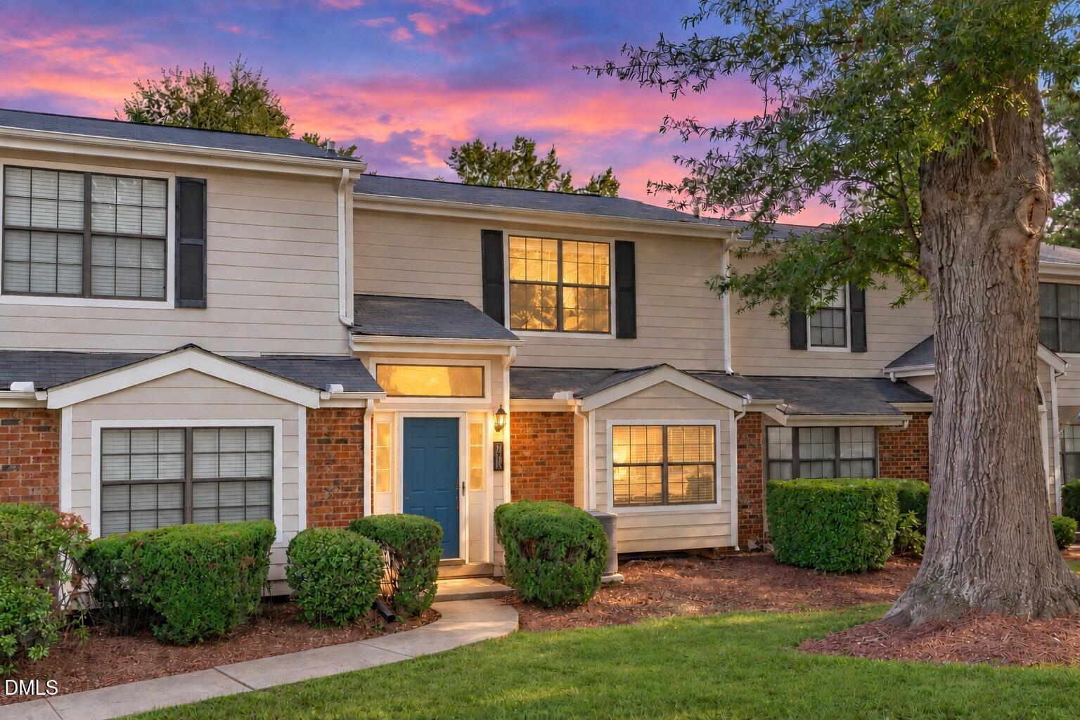 7918 Falcon Rest Circle Property Photo 1