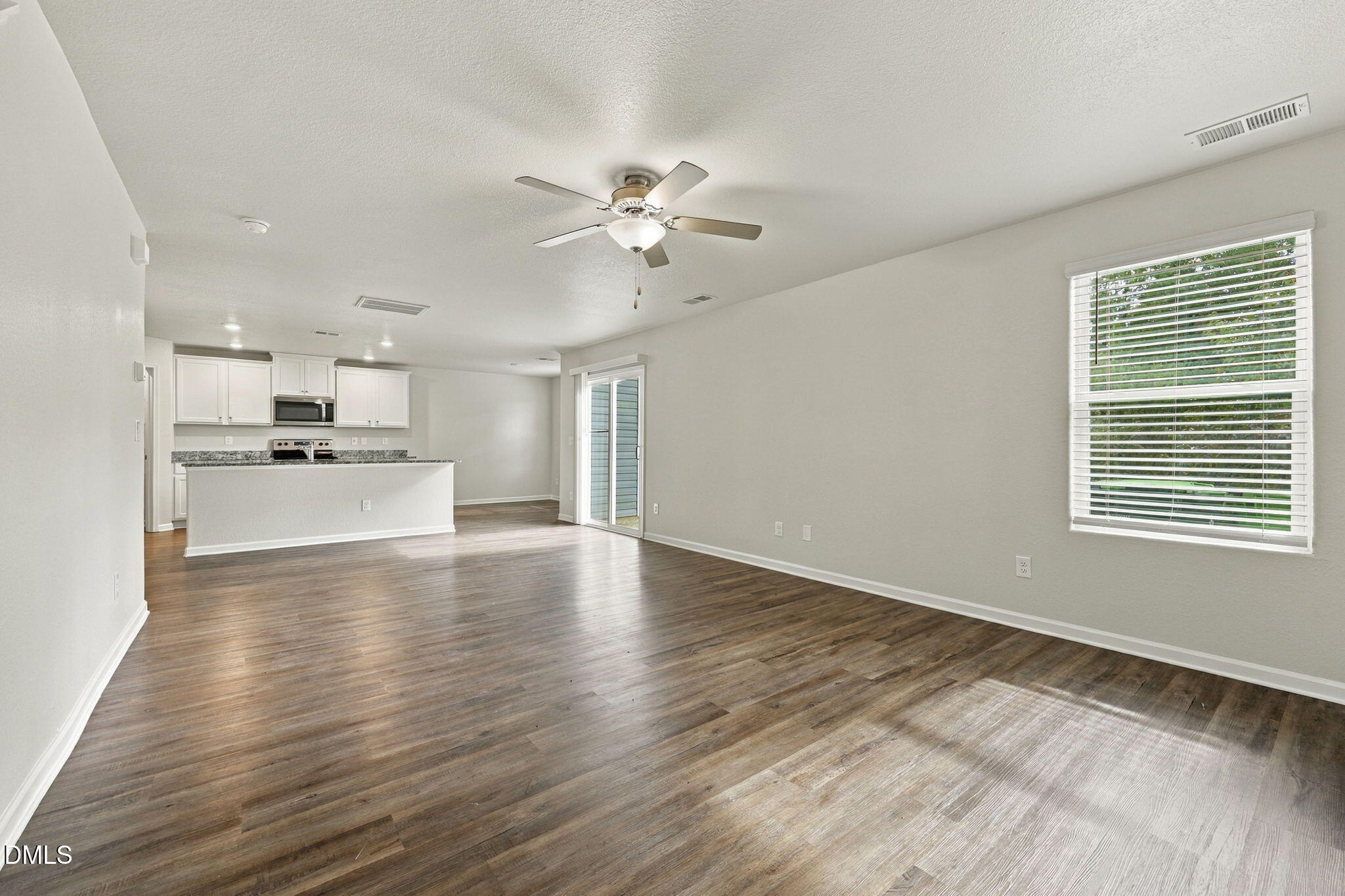 613 Howling Wind Drive Property Photo 11