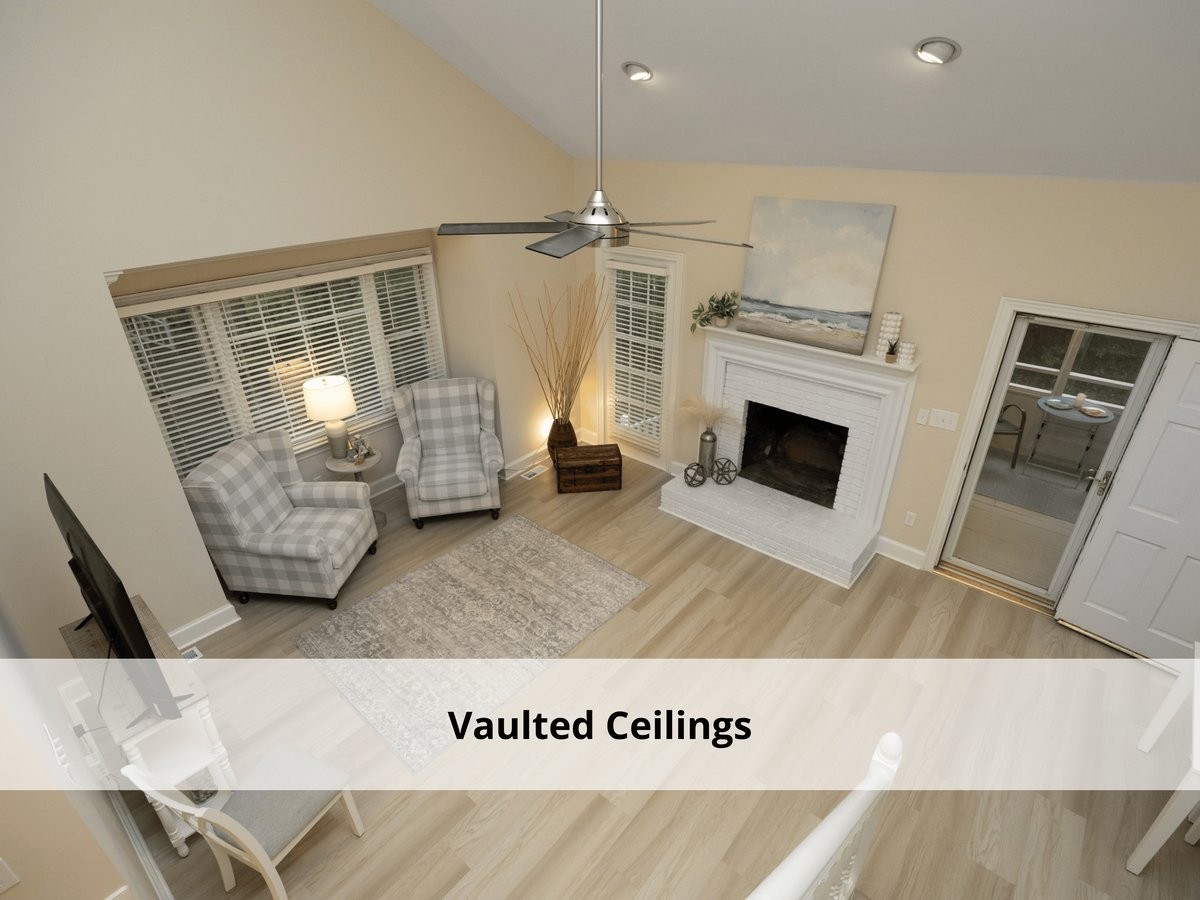 8325 Wycombe Lane Property Photo 12