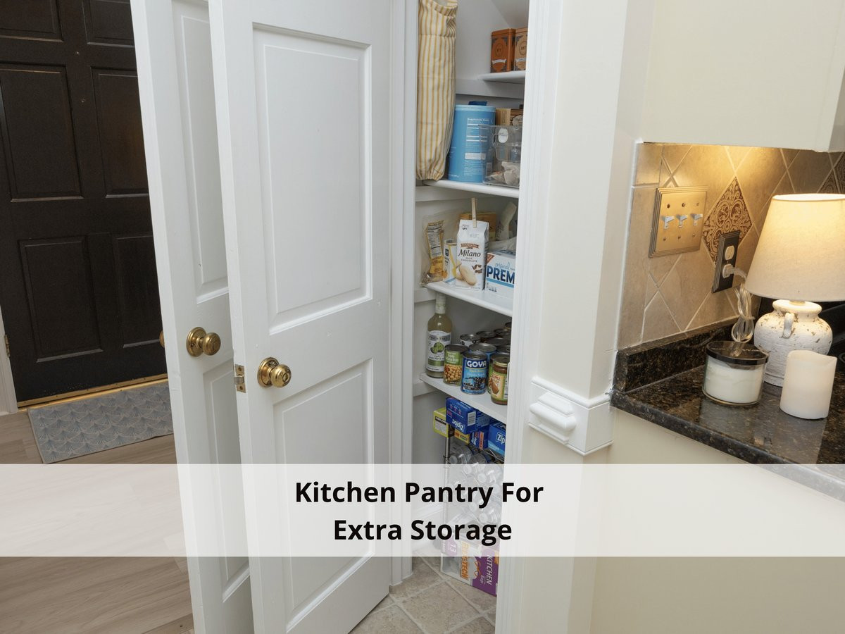 8325 Wycombe Lane Property Photo 22
