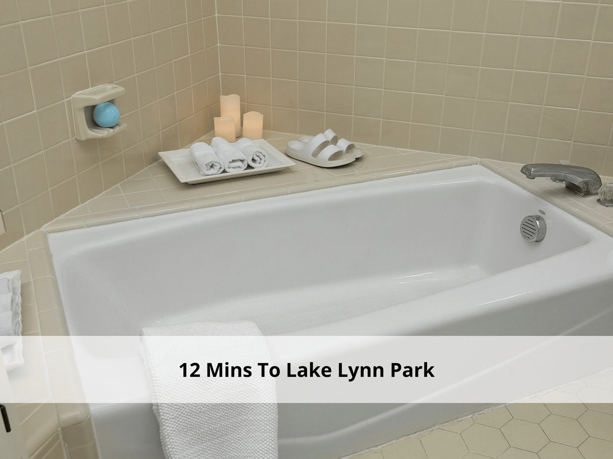 8325 Wycombe Lane Property Photo 34