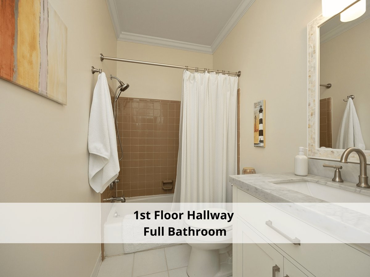 8325 Wycombe Lane Property Photo 44