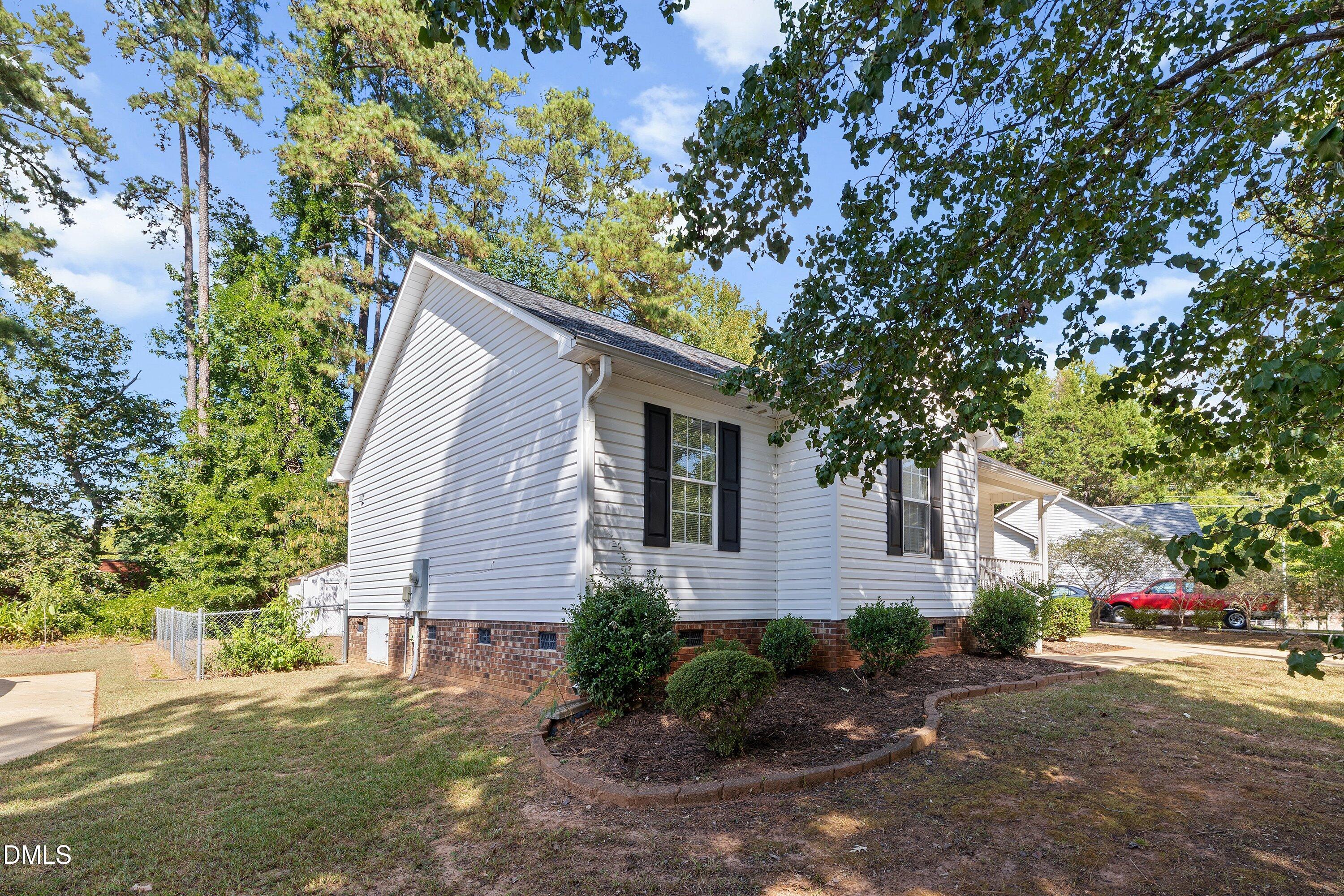 204 Southerby Drive Property Photo 3