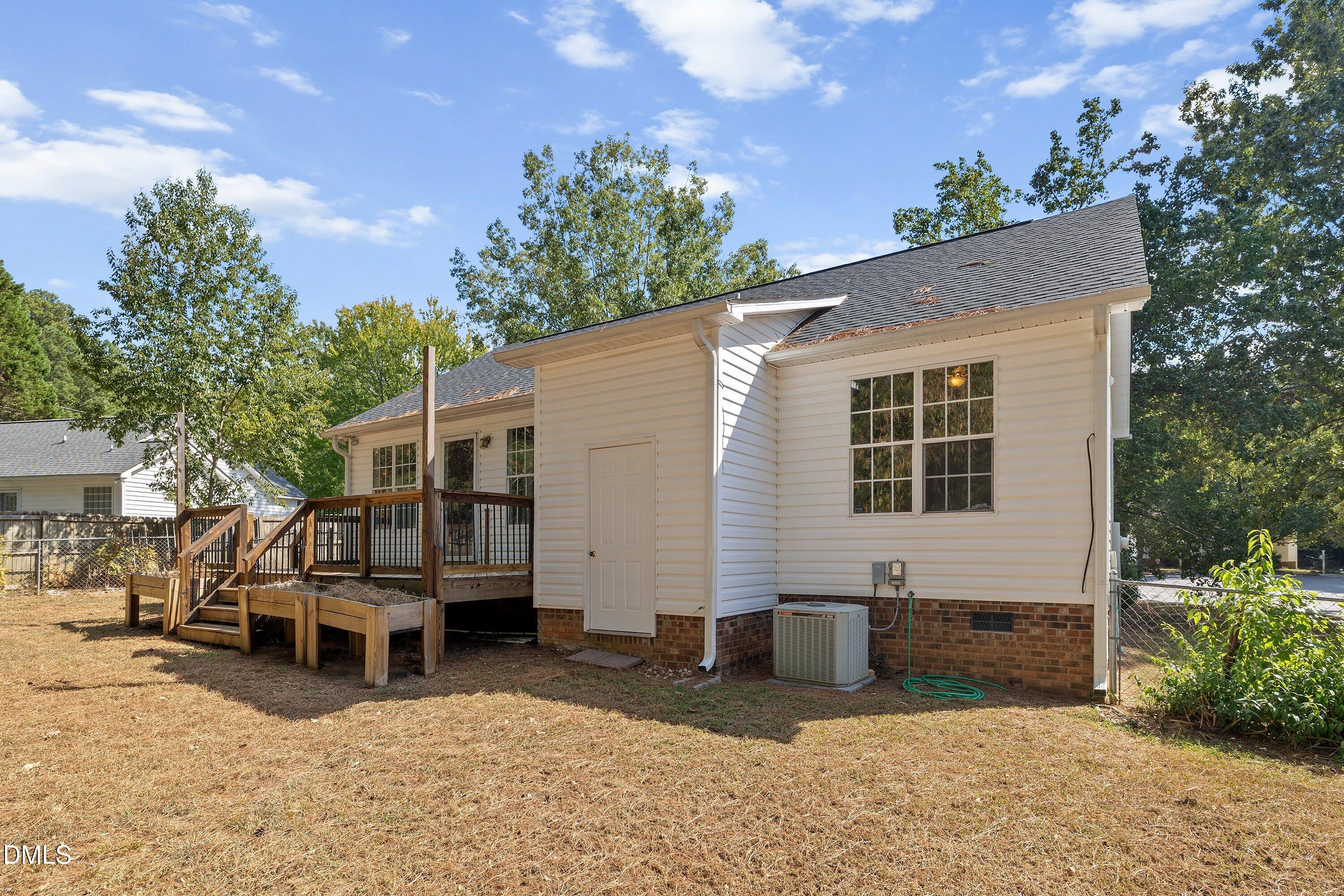 204 Southerby Drive Property Photo 32