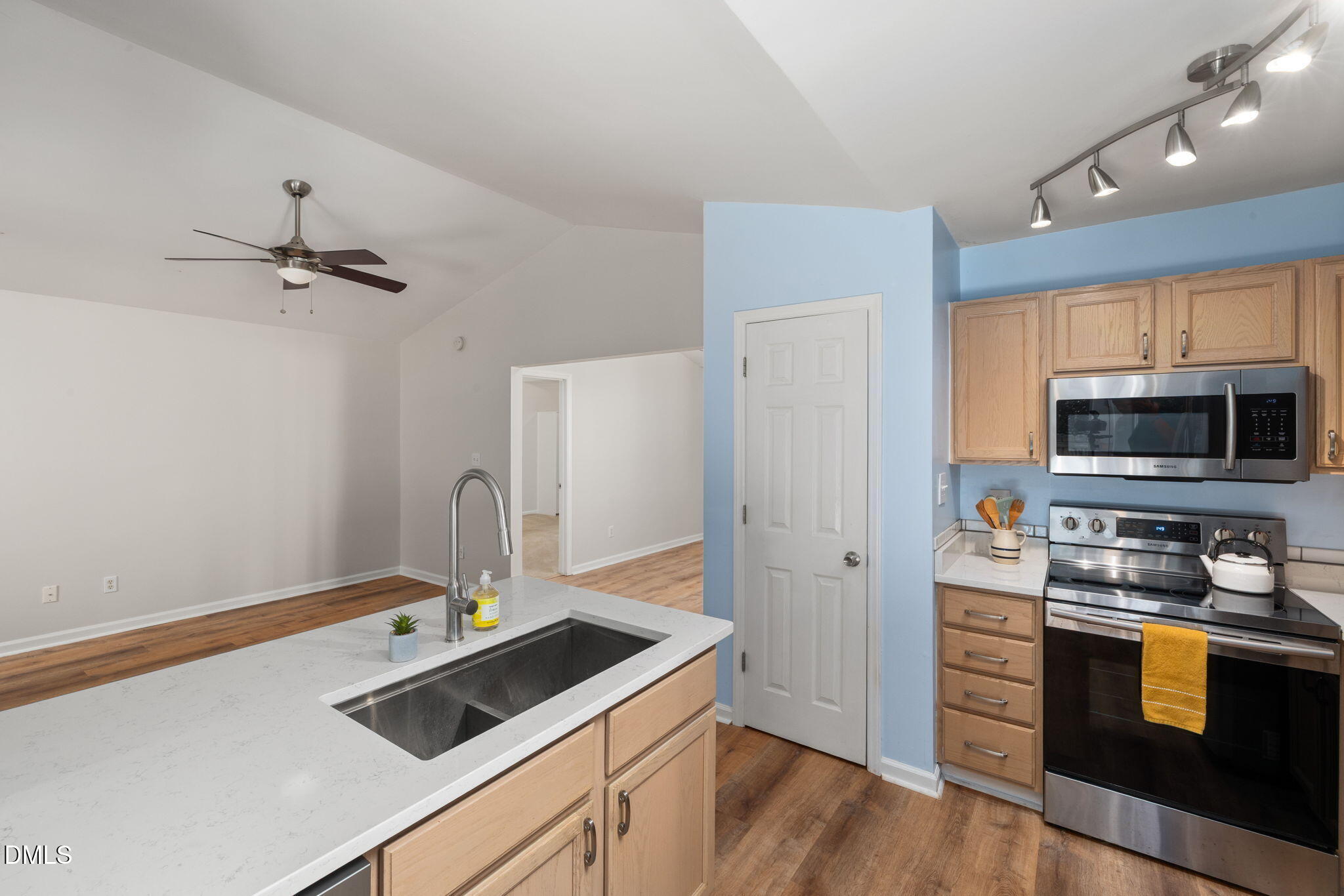 4205 Pin Oak Drive Property Photo 13