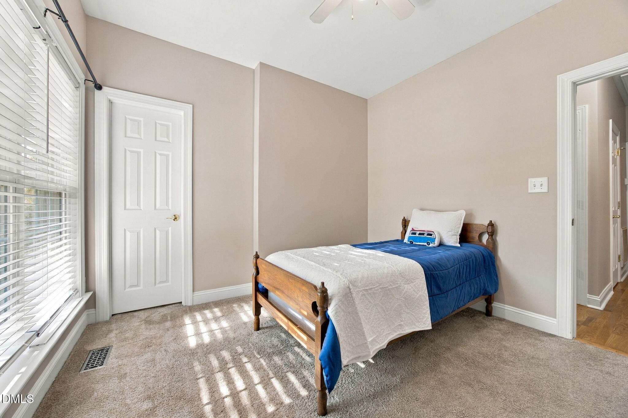 416 Green Turret Drive Property Photo 21