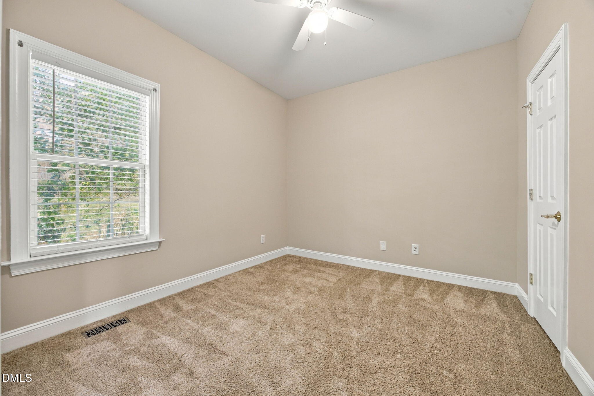 416 Green Turret Drive Property Photo 23