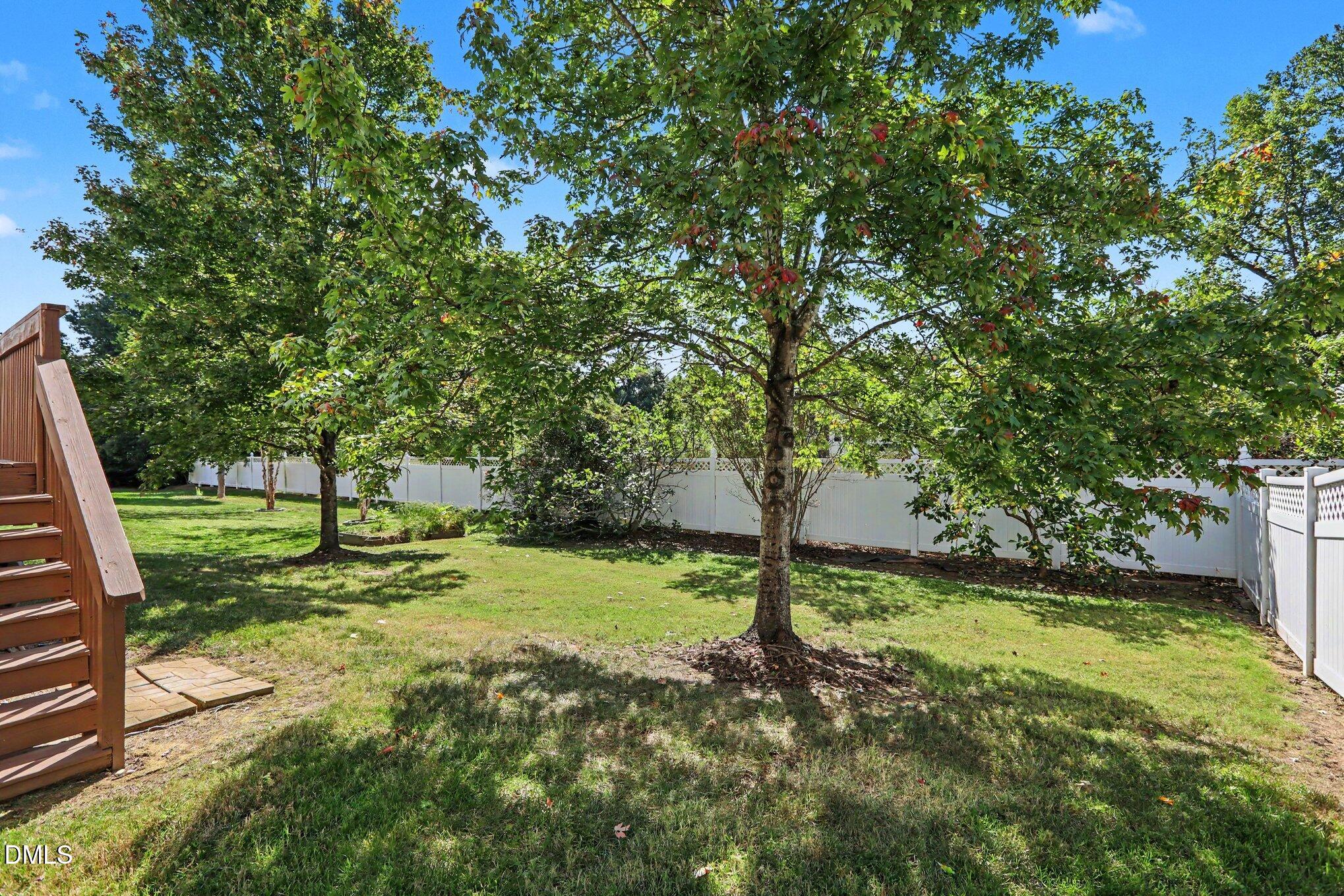 1820 Pear Tree Lane Property Photo 17