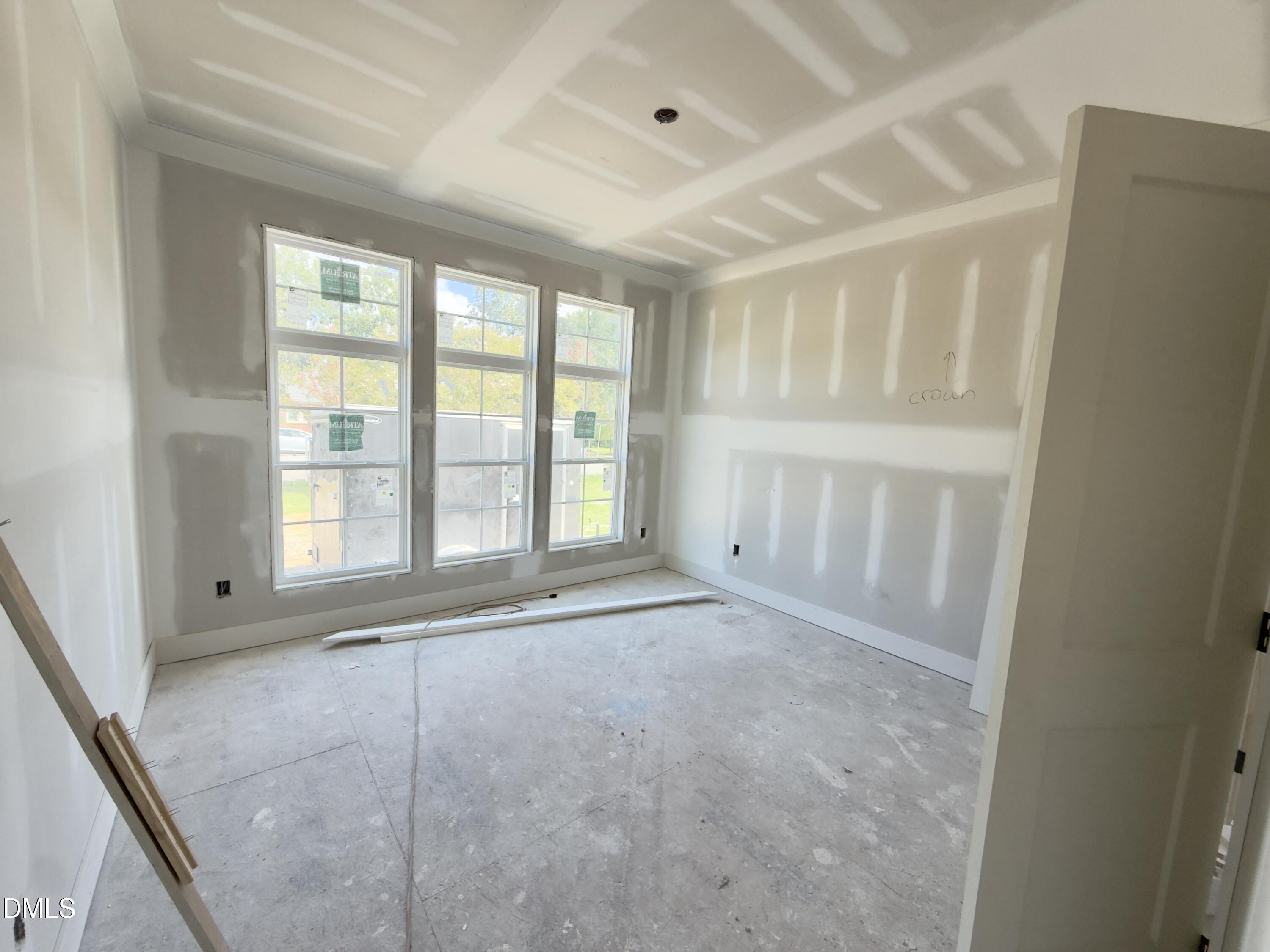 221 N Magnolia Street Property Photo 12