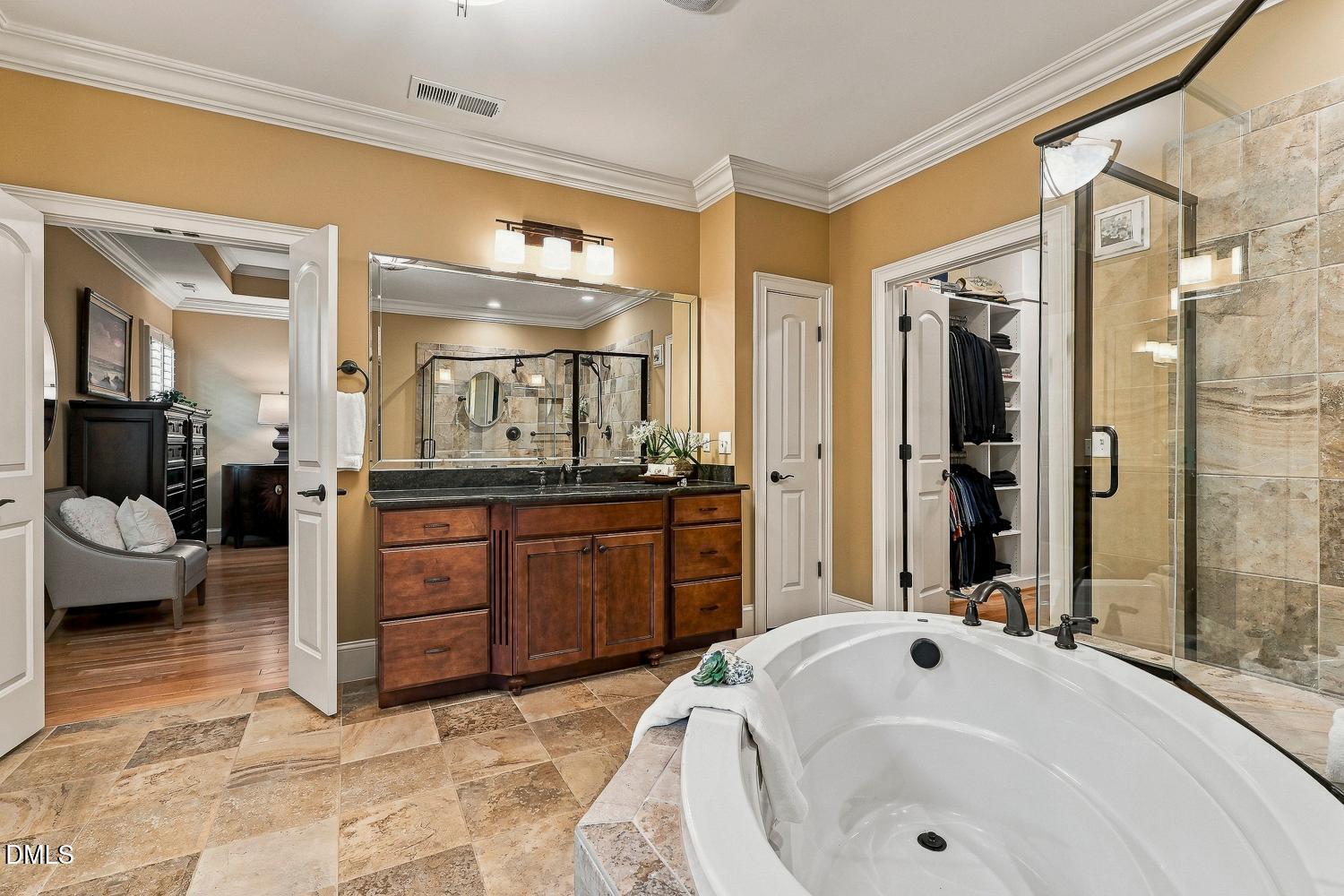 140 Arabella Court Property Photo 43