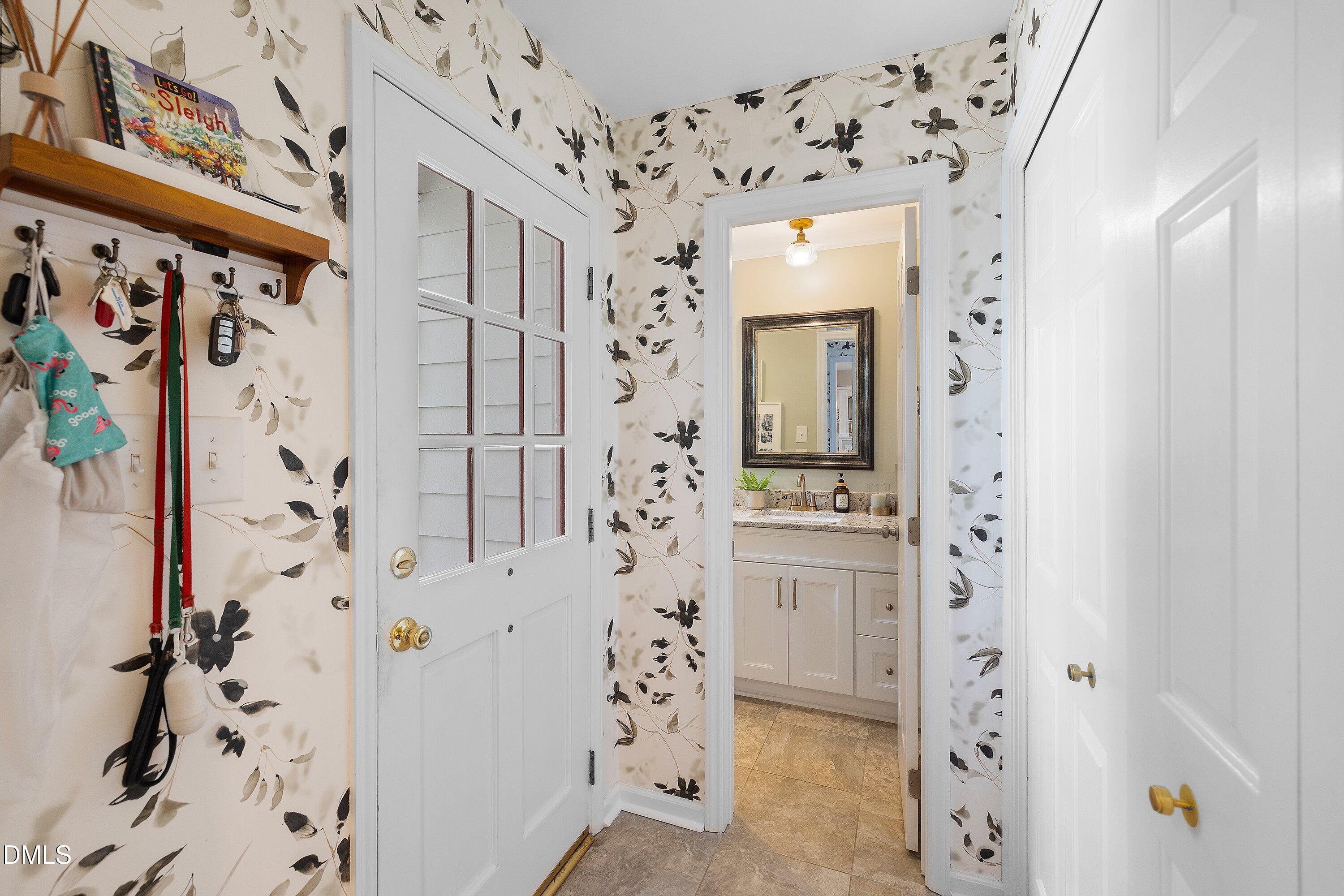 4401 Densmore Place Property Photo 21