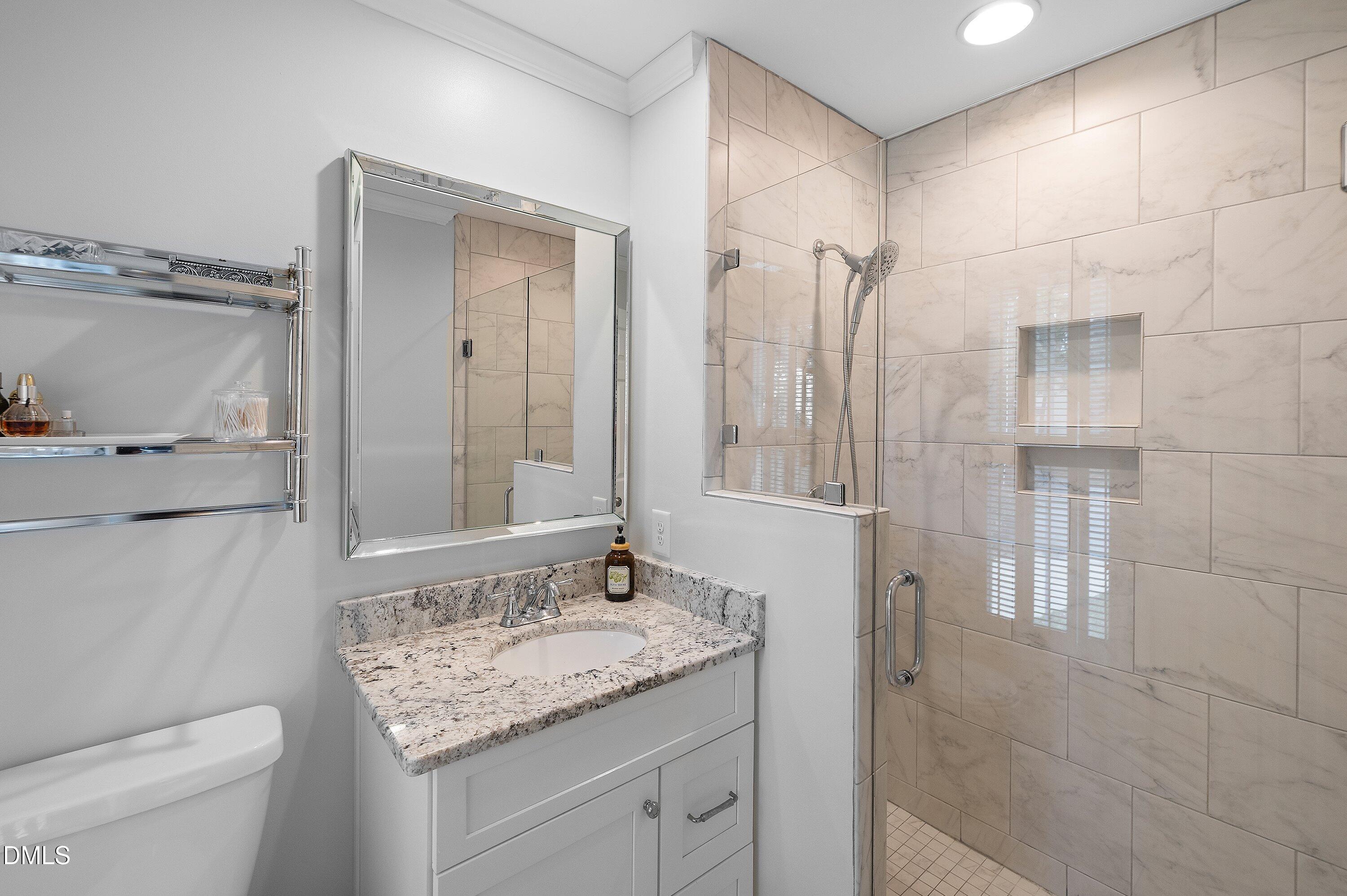4401 Densmore Place Property Photo 27