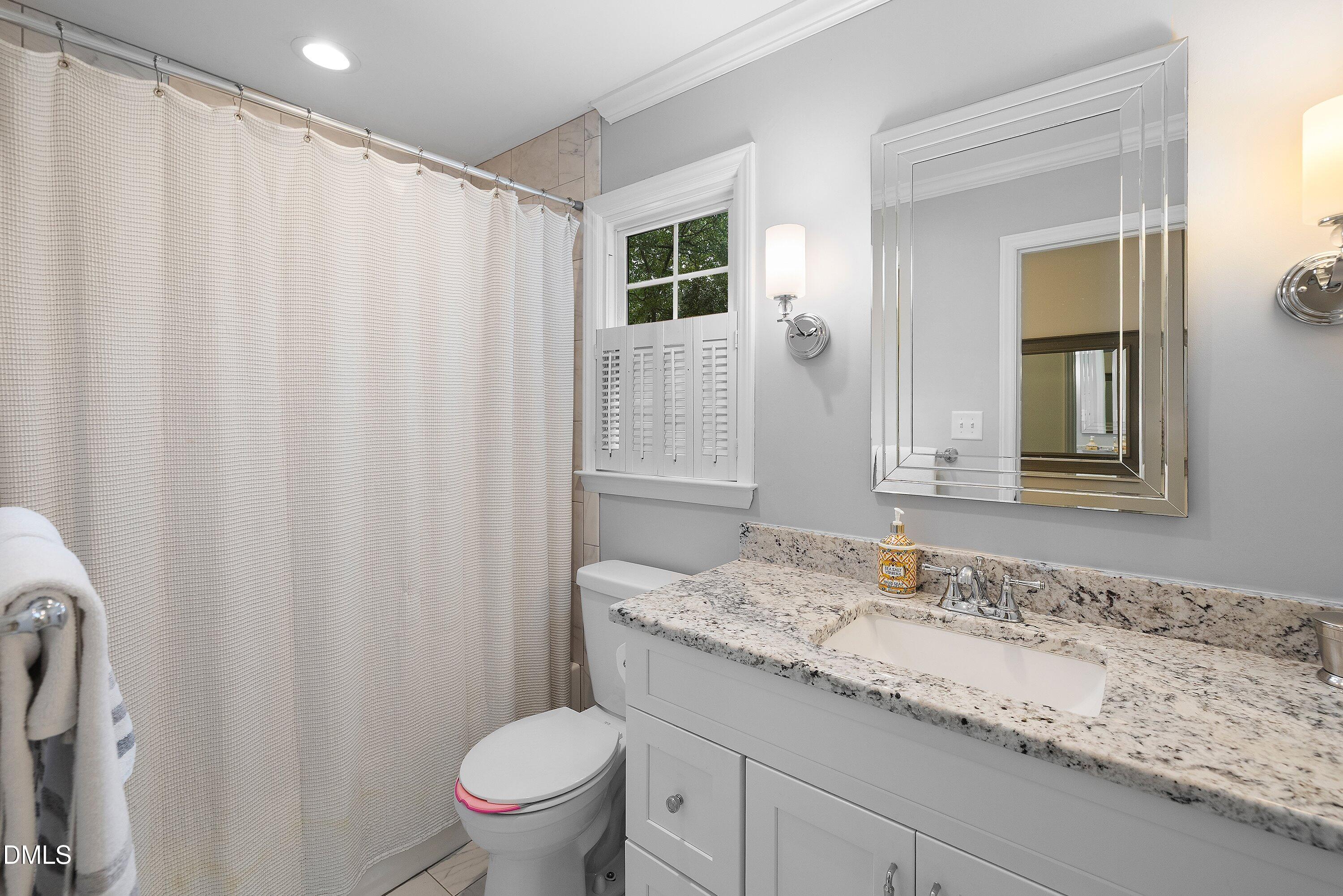 4401 Densmore Place Property Photo 32