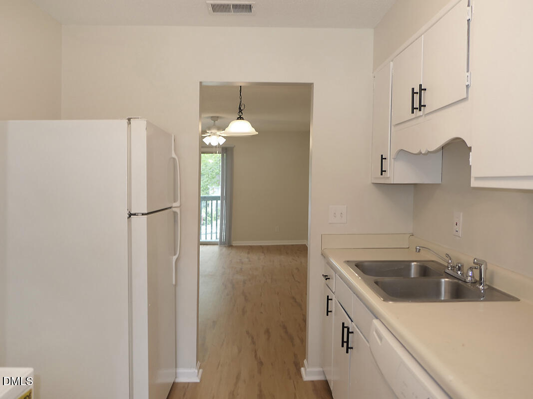 103 Ashley Forest Road Property Photo 6