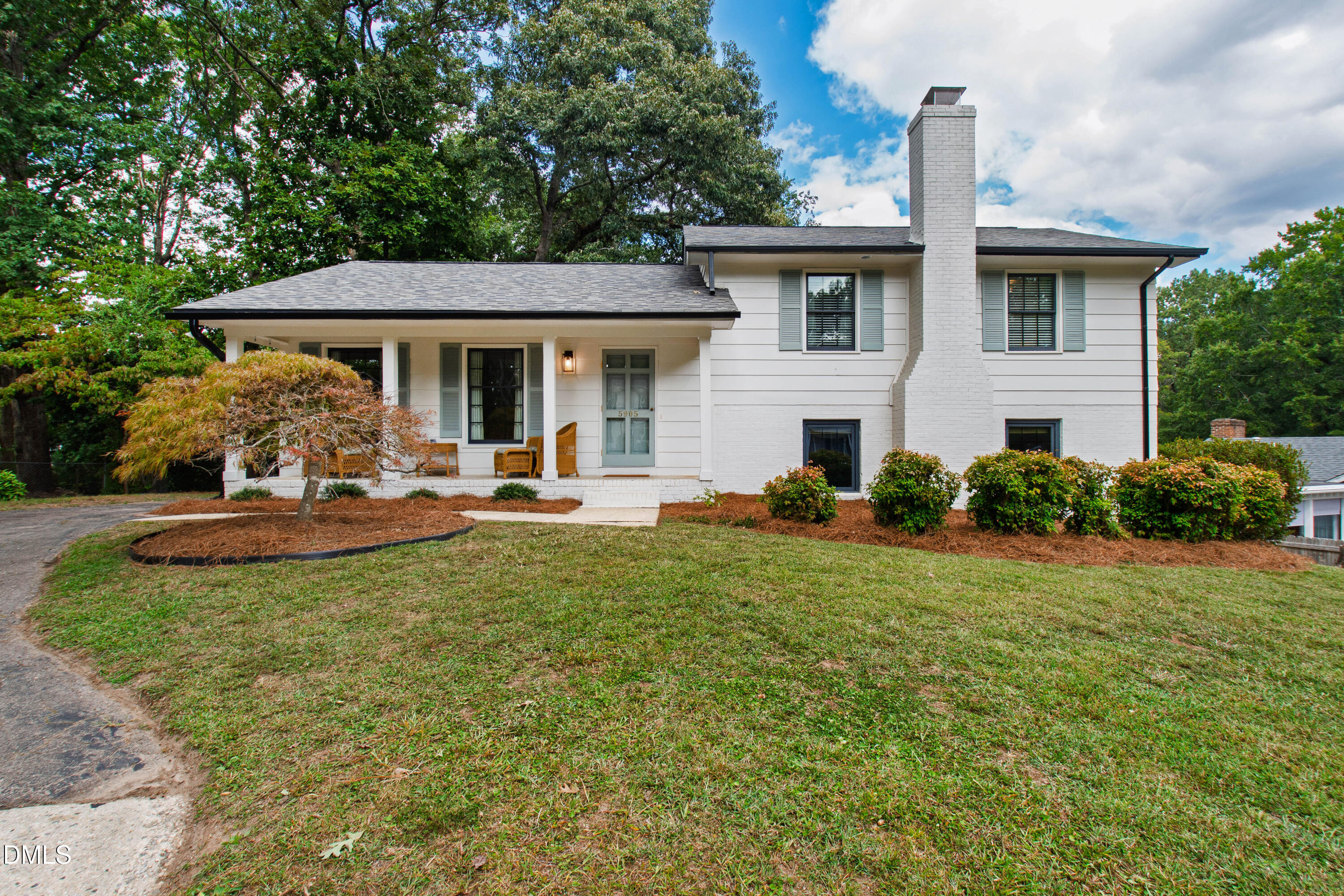 5905 Tafton Court Property Photo 1