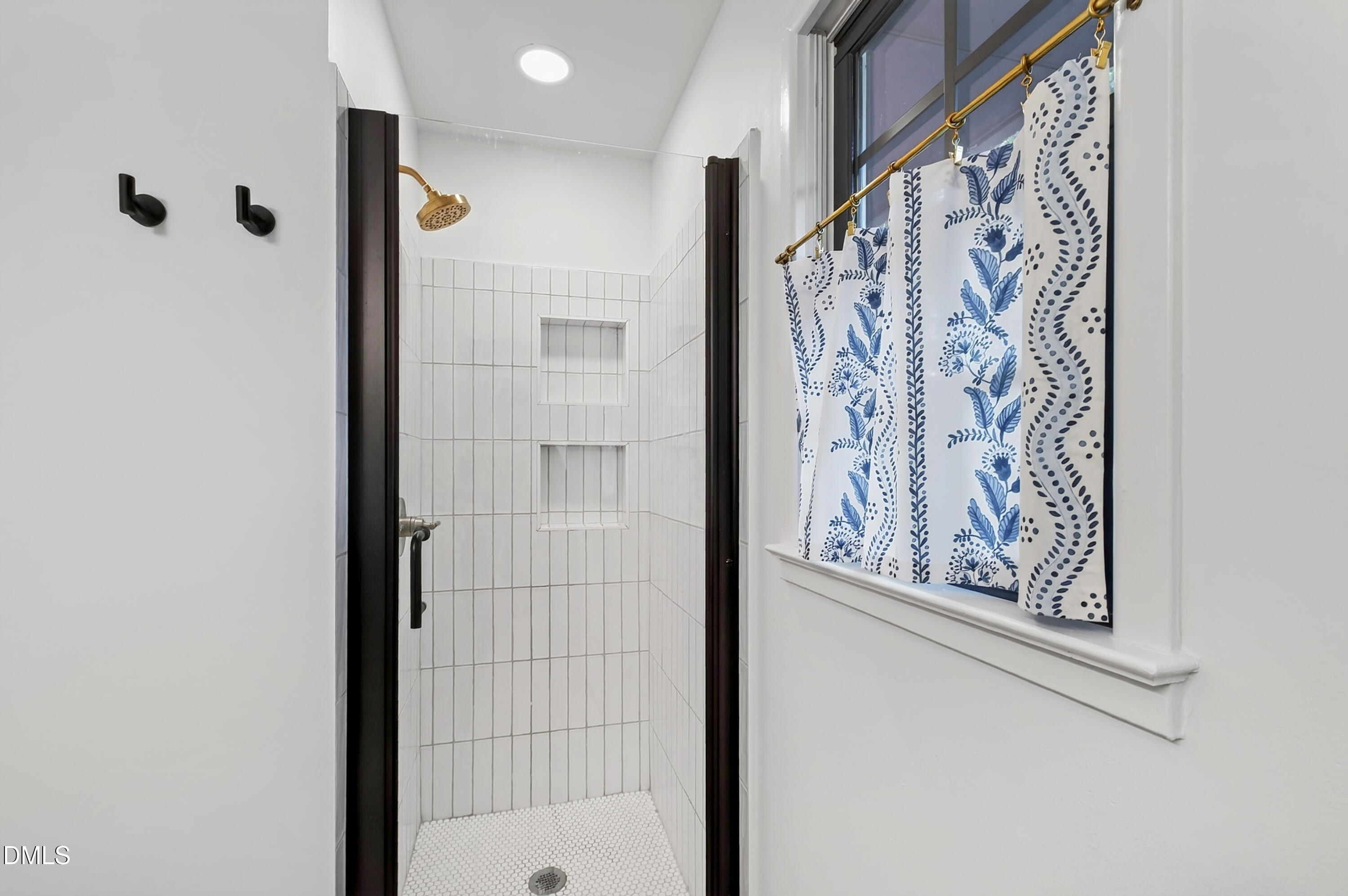 5905 Tafton Court Property Photo 25