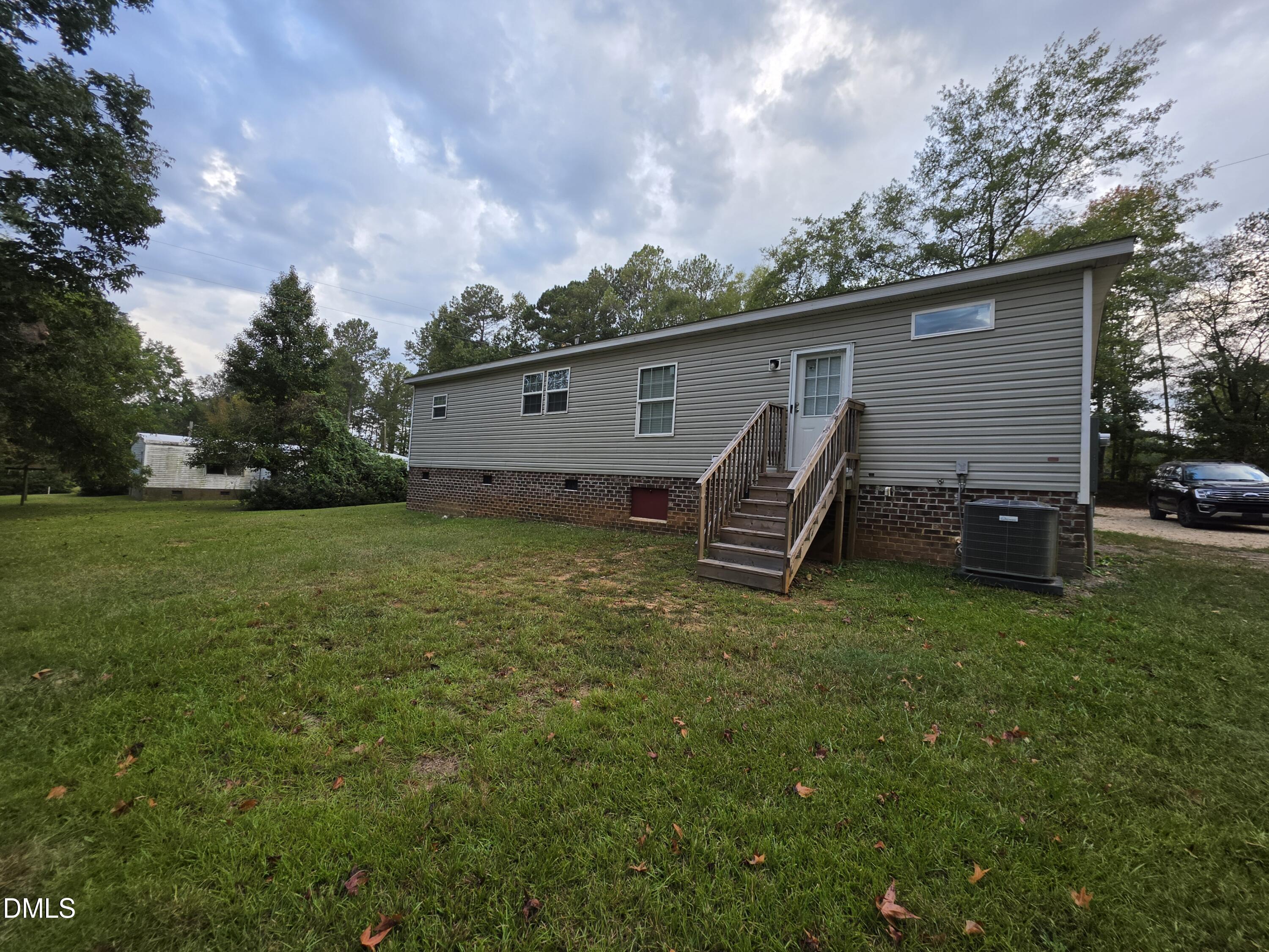 323 Aquilla Road Z Property Photo 2