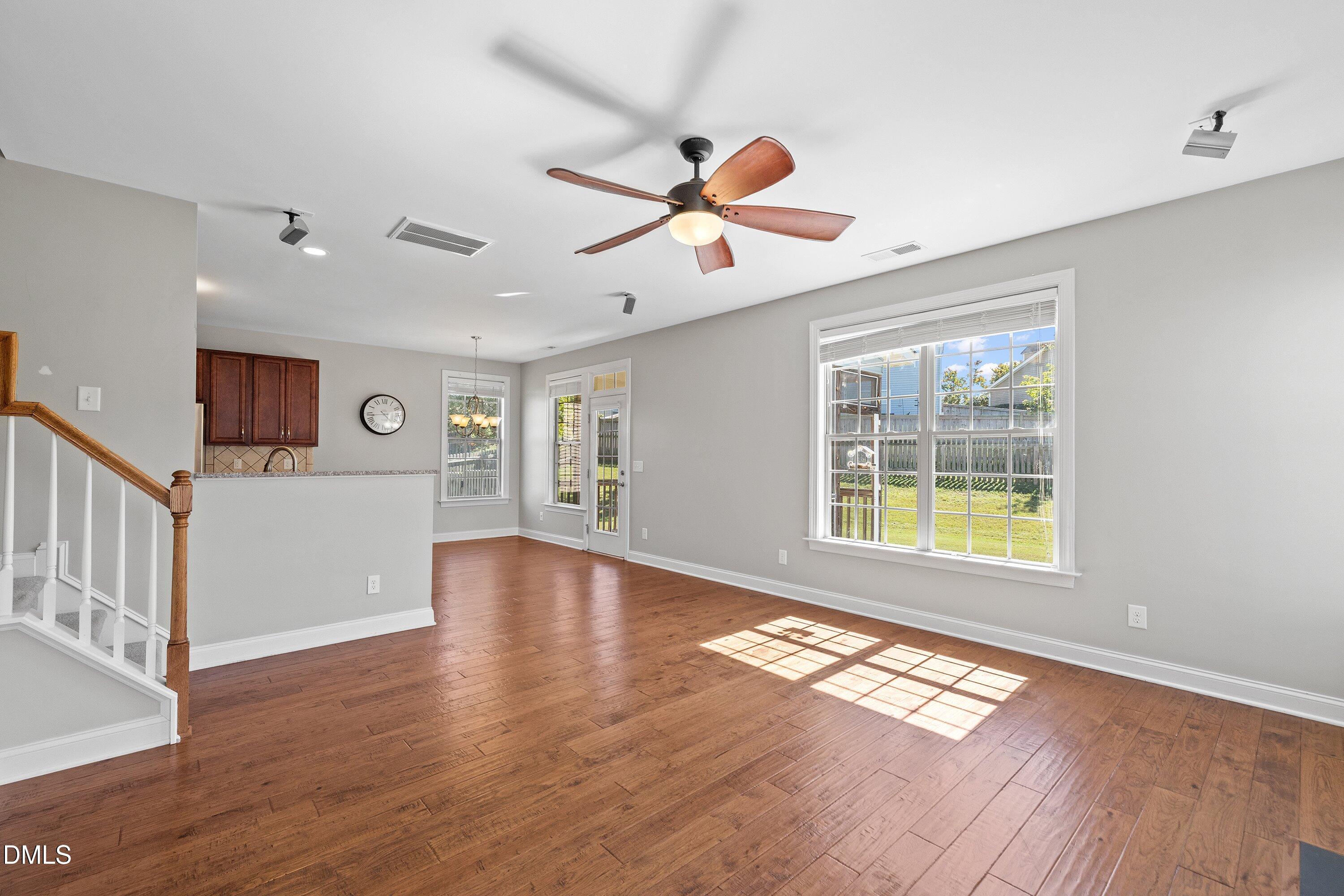 4402 Johnstown Drive Property Photo 14