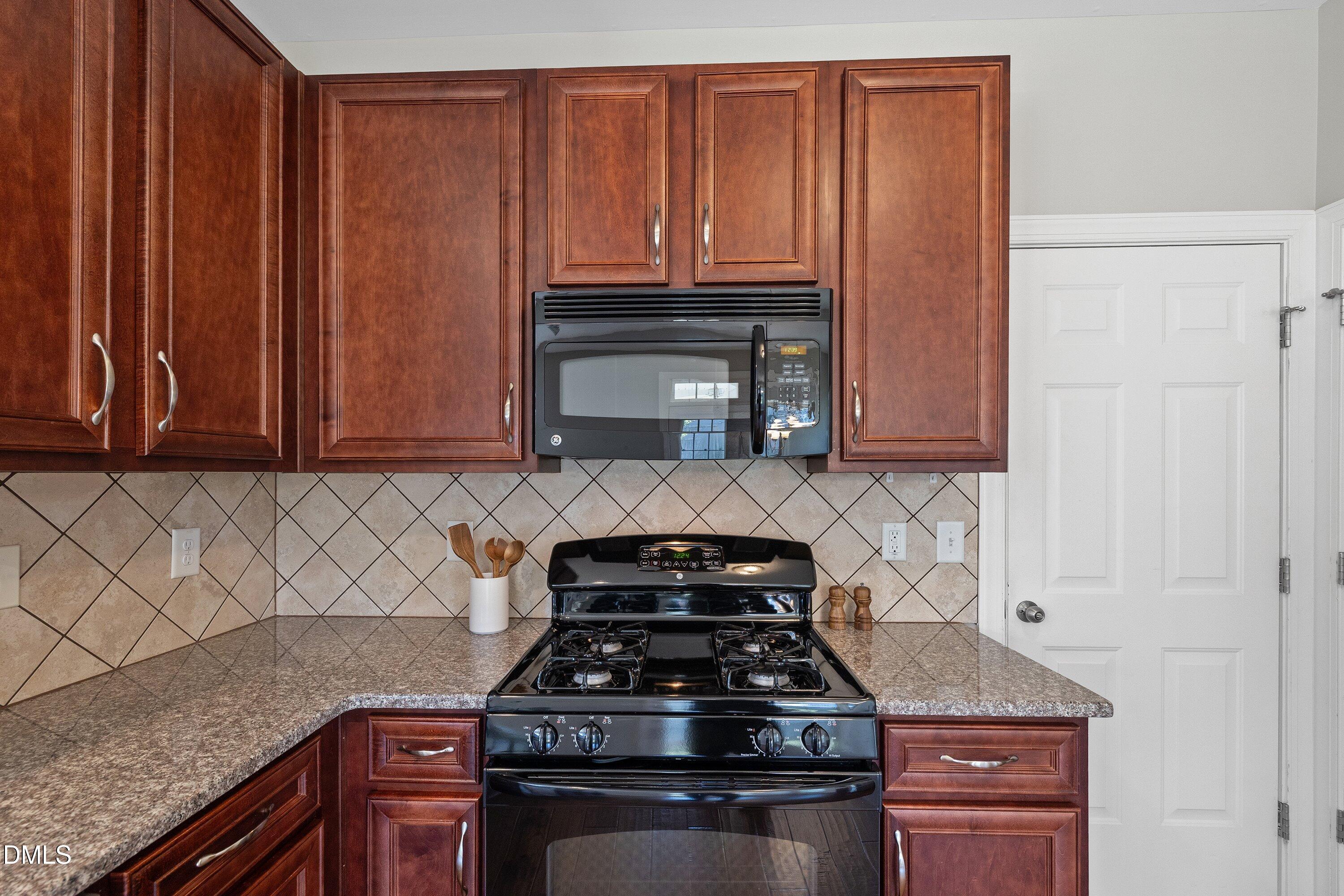 4402 Johnstown Drive Property Photo 23