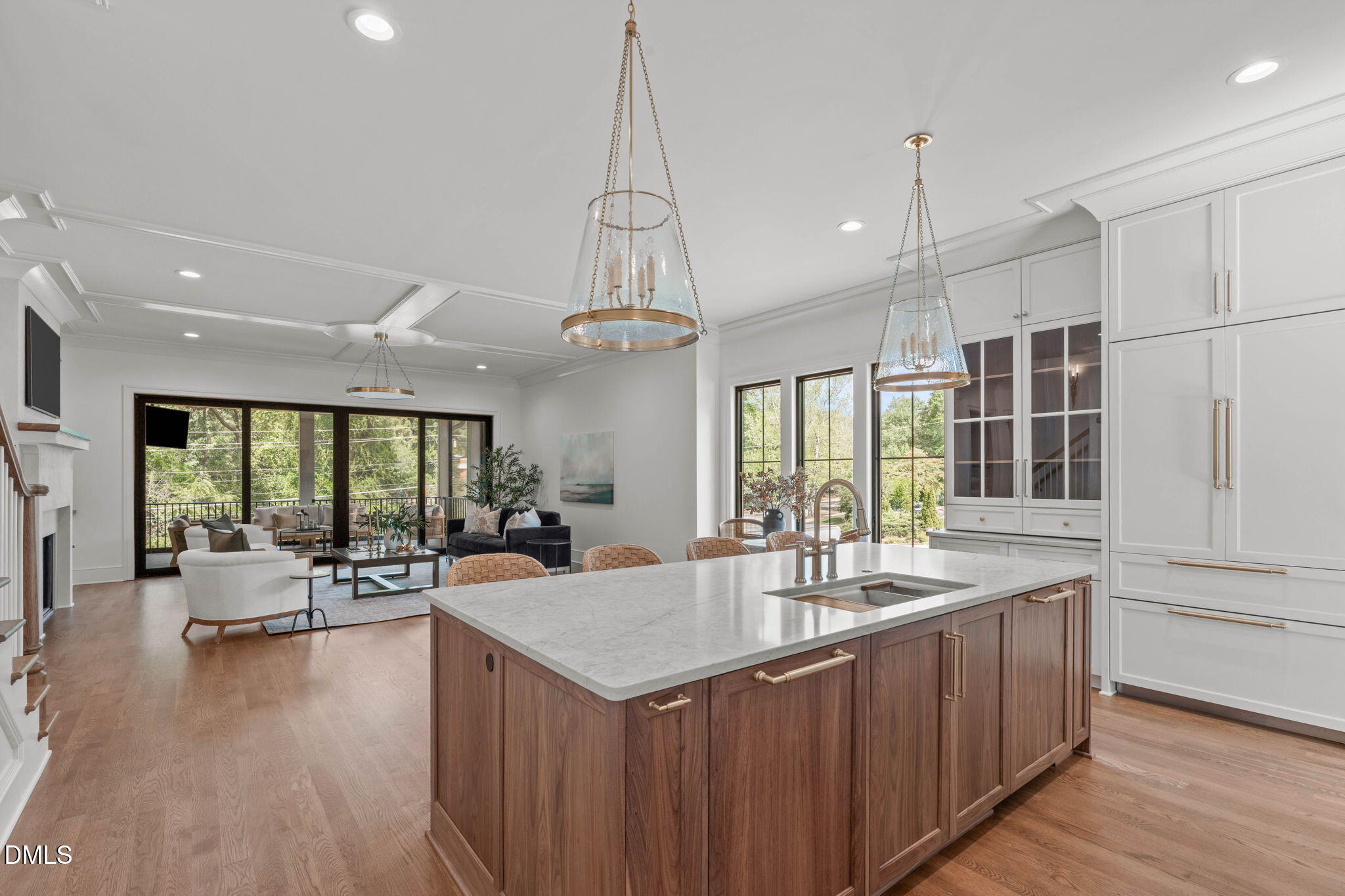 806 Tyrrell Road Property Photo 3