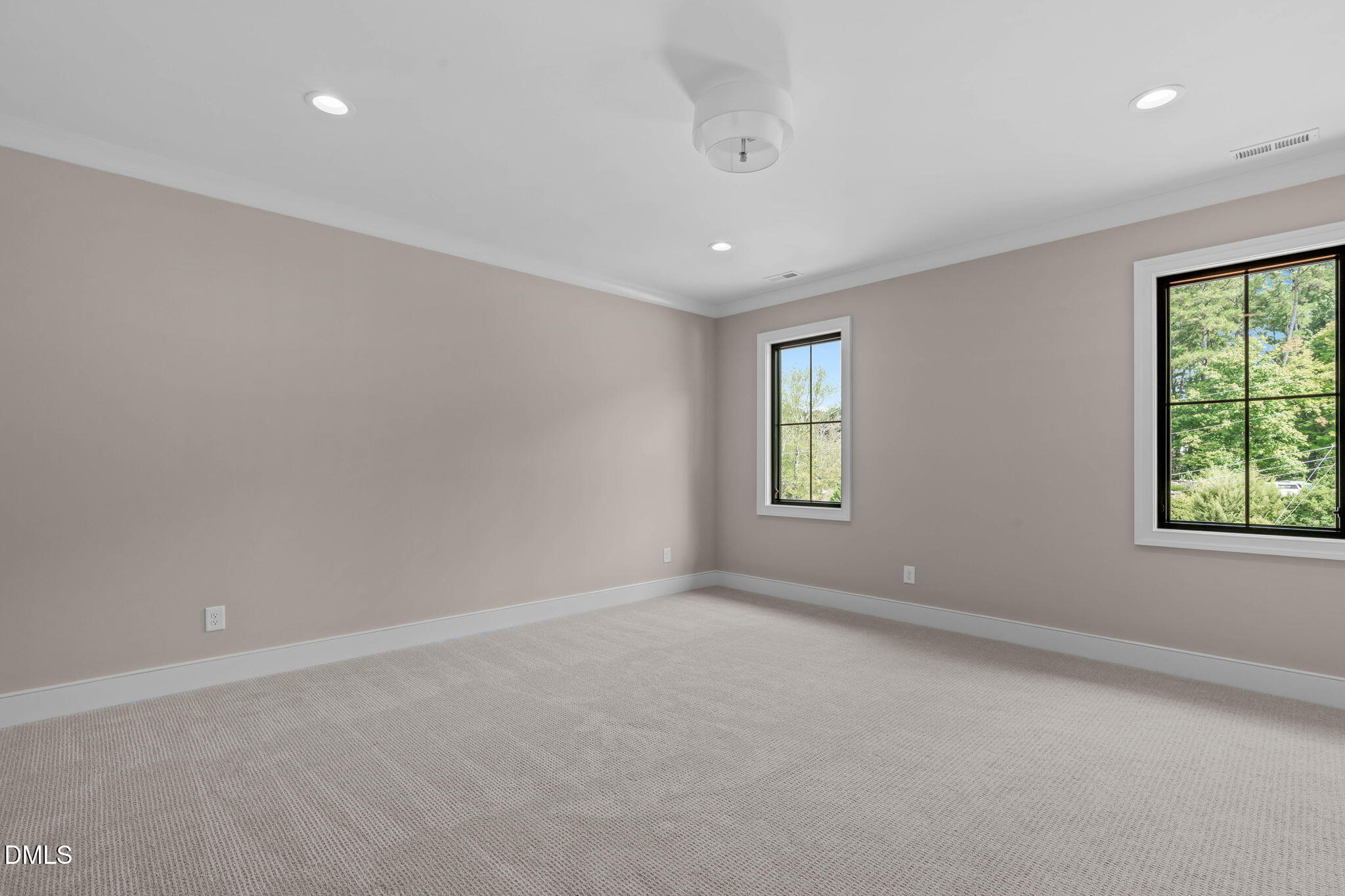 806 Tyrrell Road Property Photo 38