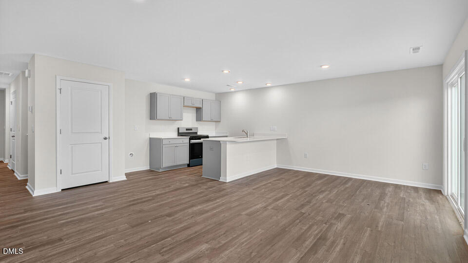 32 Bee Garden Court Property Photo 14