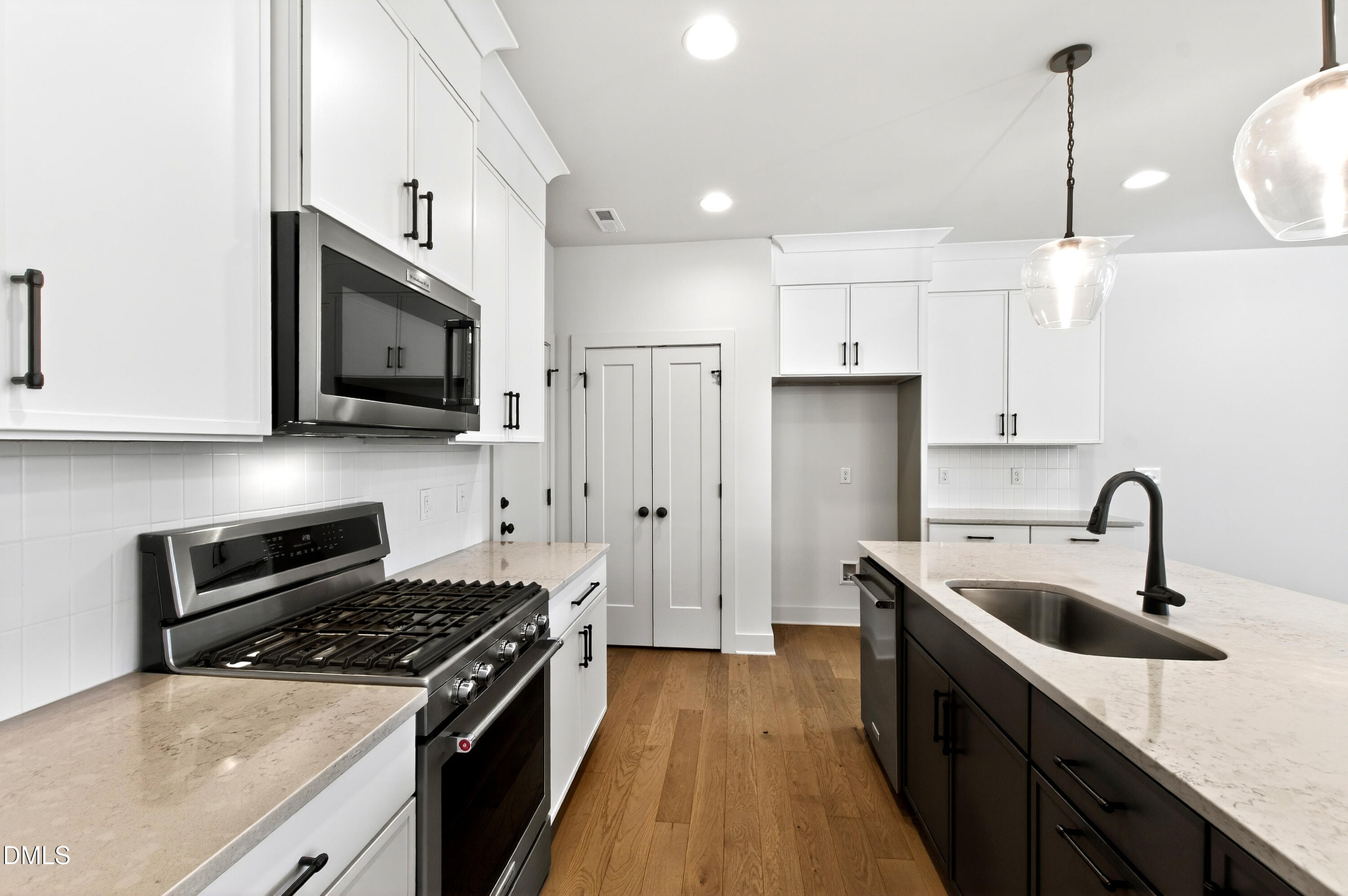 707 Mirkwood Avenue Property Photo 14