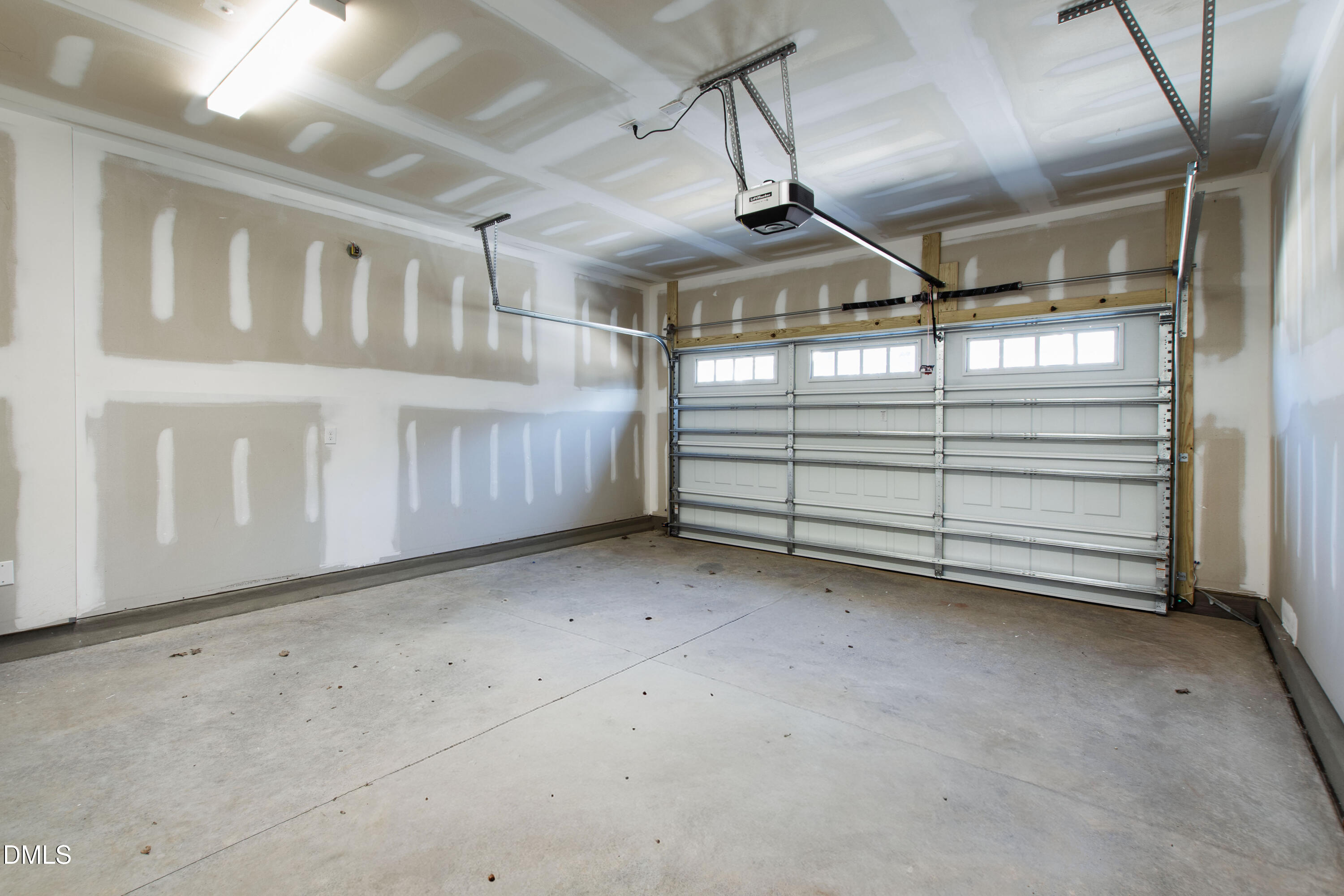 707 Mirkwood Avenue Property Photo 42