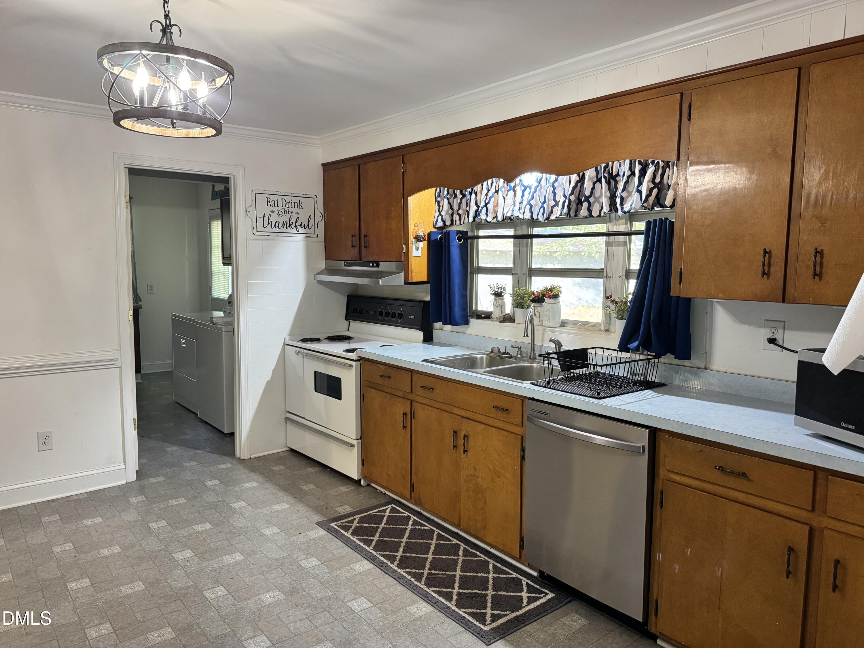 3667 Rocky Cross Road Property Photo 3