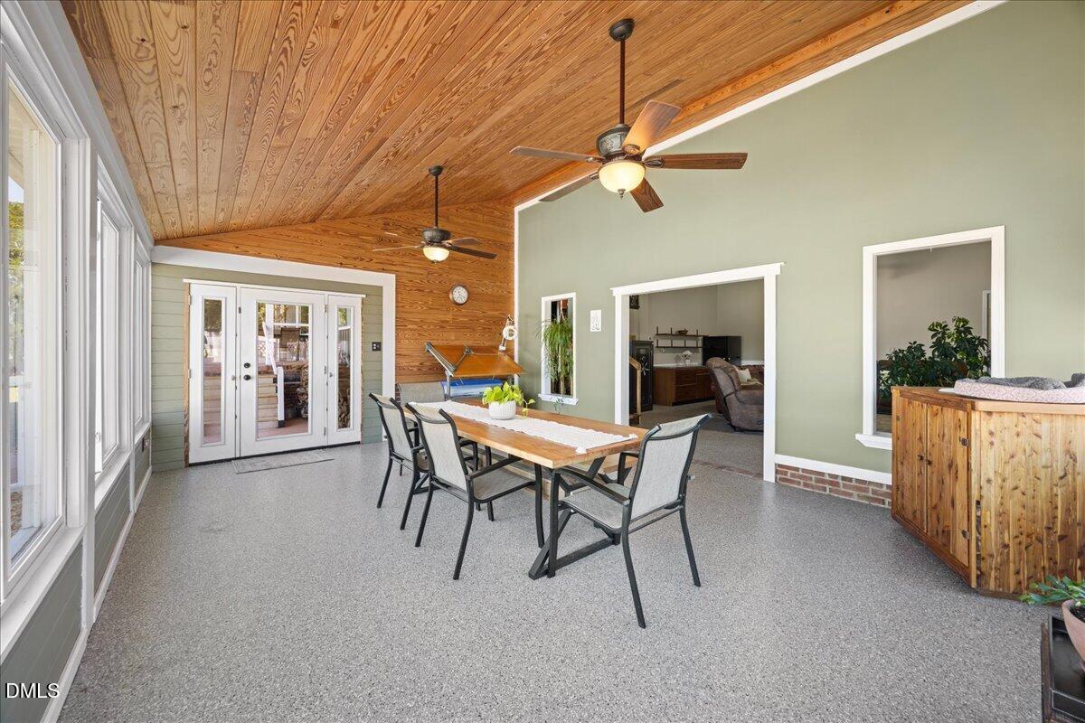 3636- A Holly Grove Road Property Photo 25