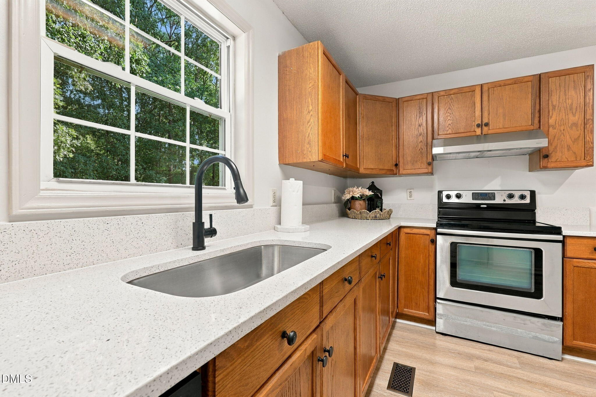 5945 Craig Road Property Photo 12