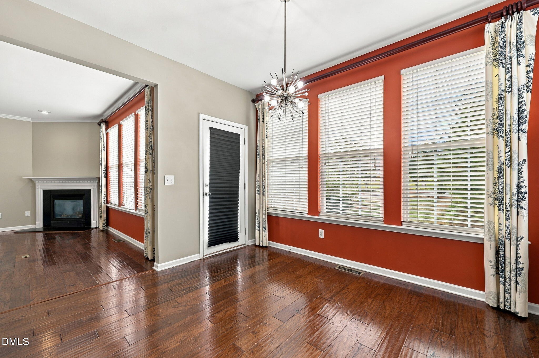 2116 Hemlock Hill Drive Property Photo 12