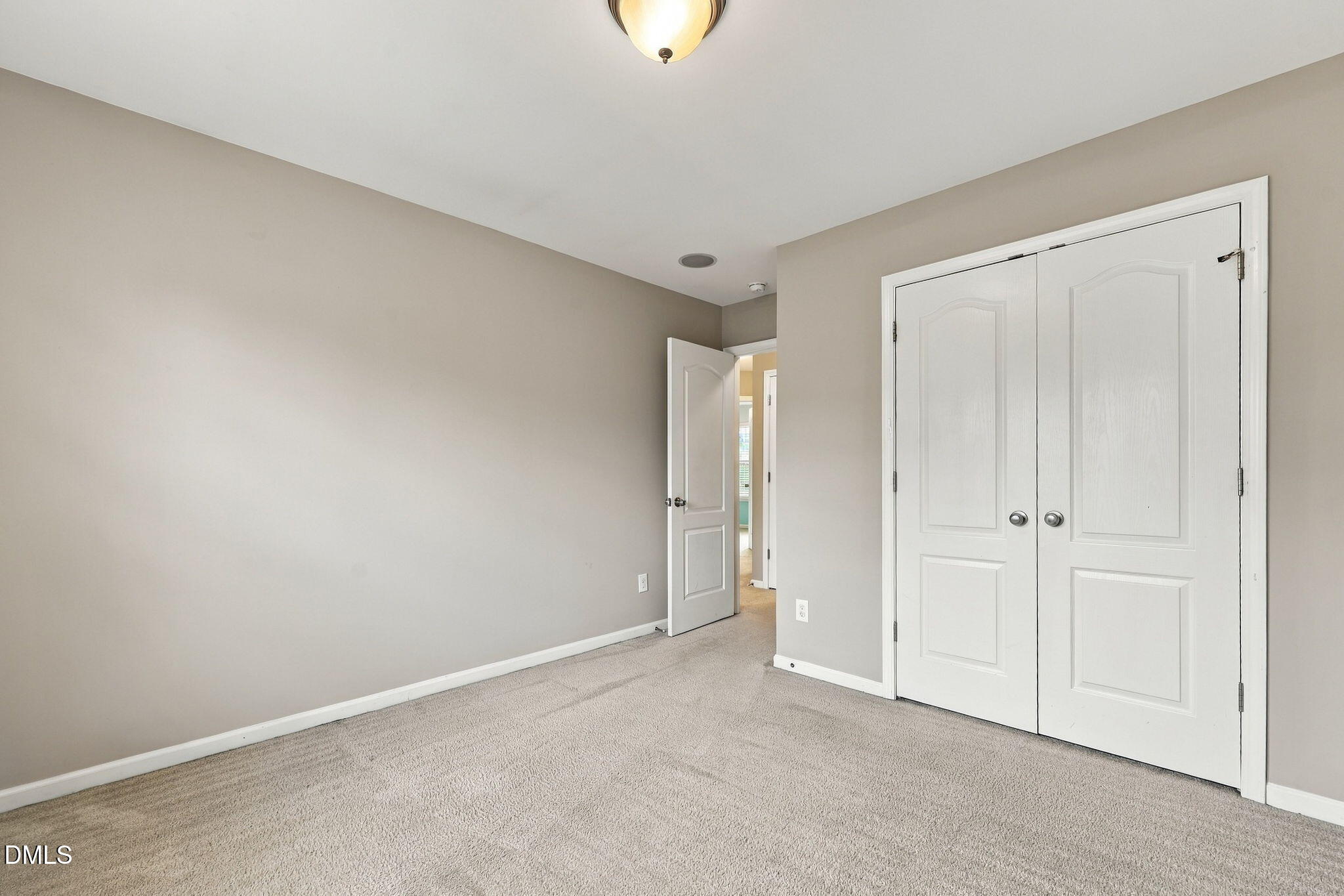 2116 Hemlock Hill Drive Property Photo 22