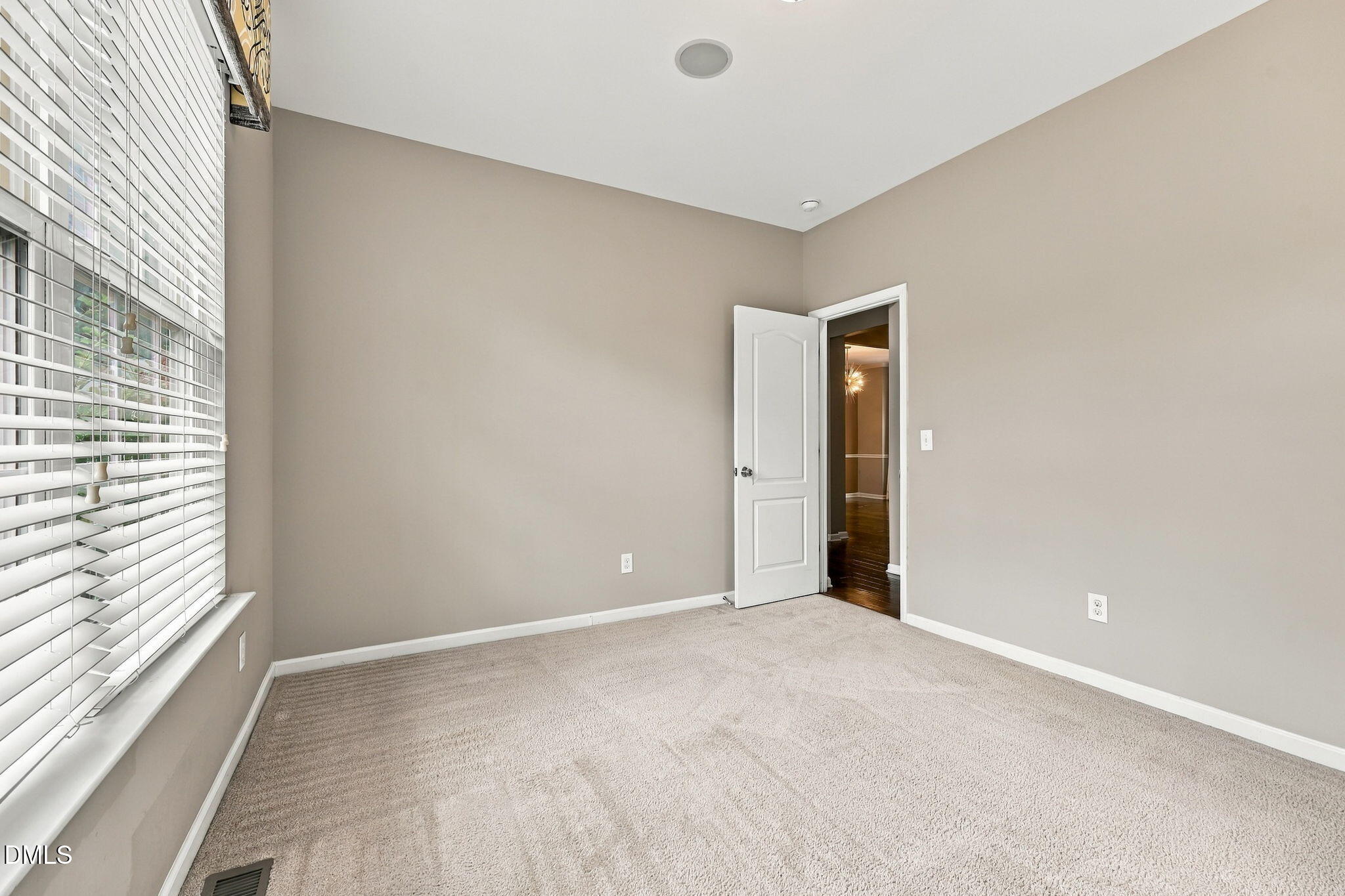 2116 Hemlock Hill Drive Property Photo 25