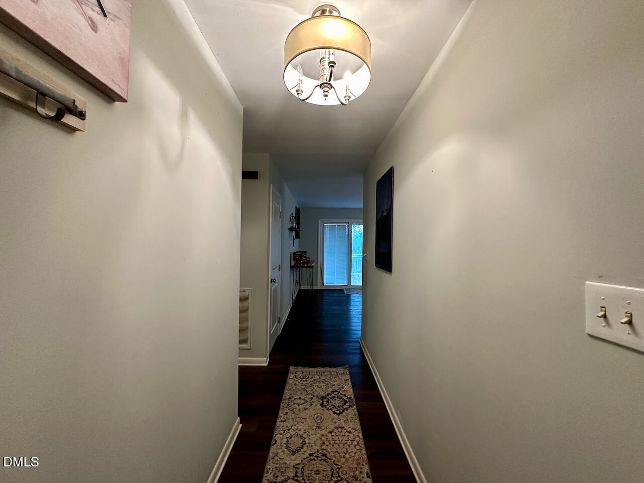 2344 Ravenhill Drive Property Photo 4