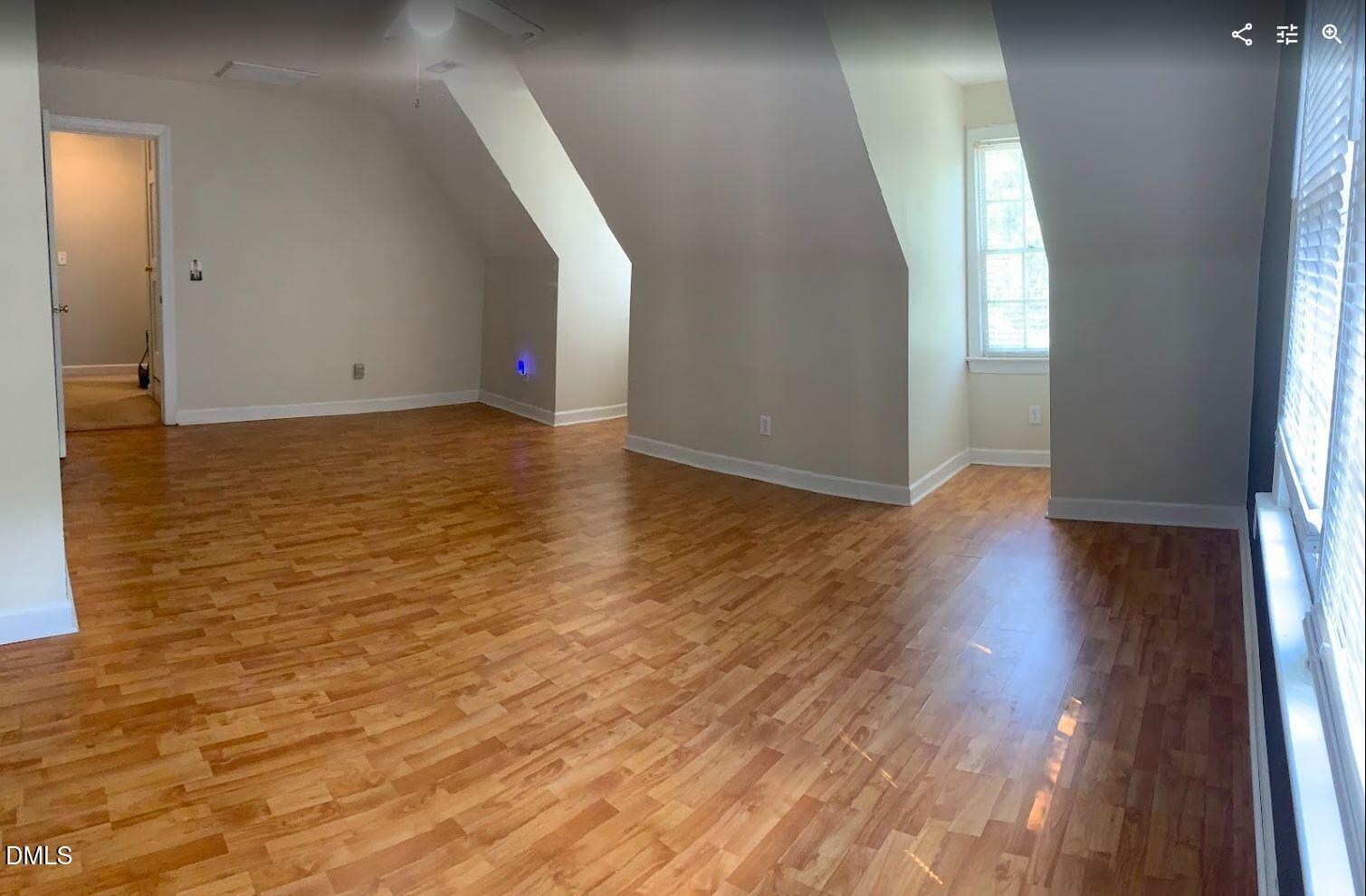 105 Sequoia Court Property Photo 26