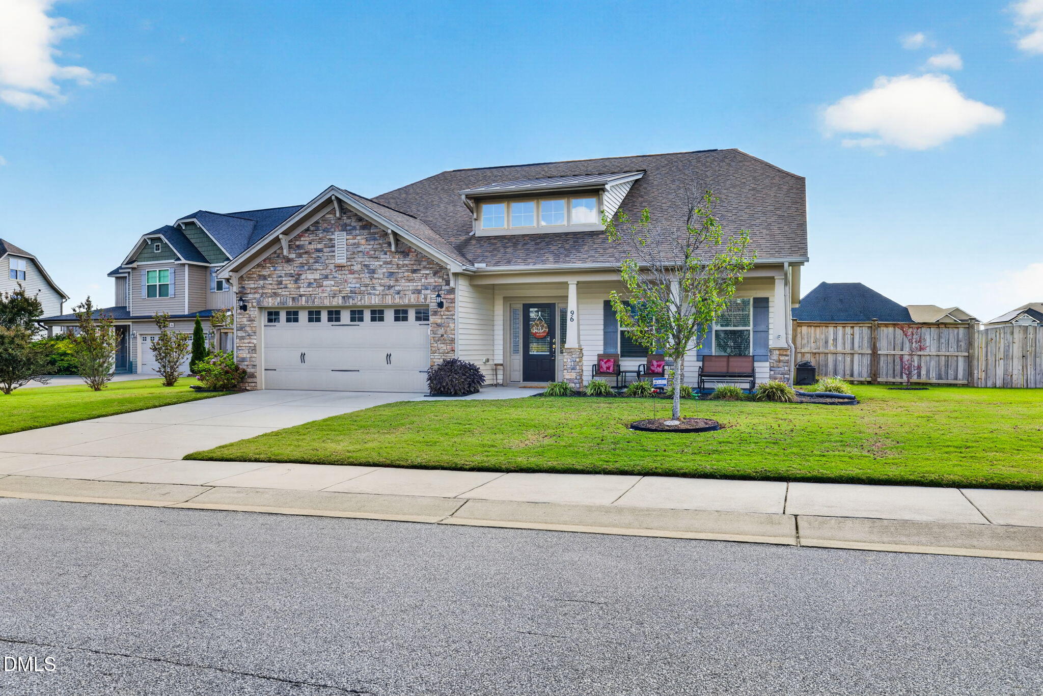 96 Sugar Maple Court Property Photo 2