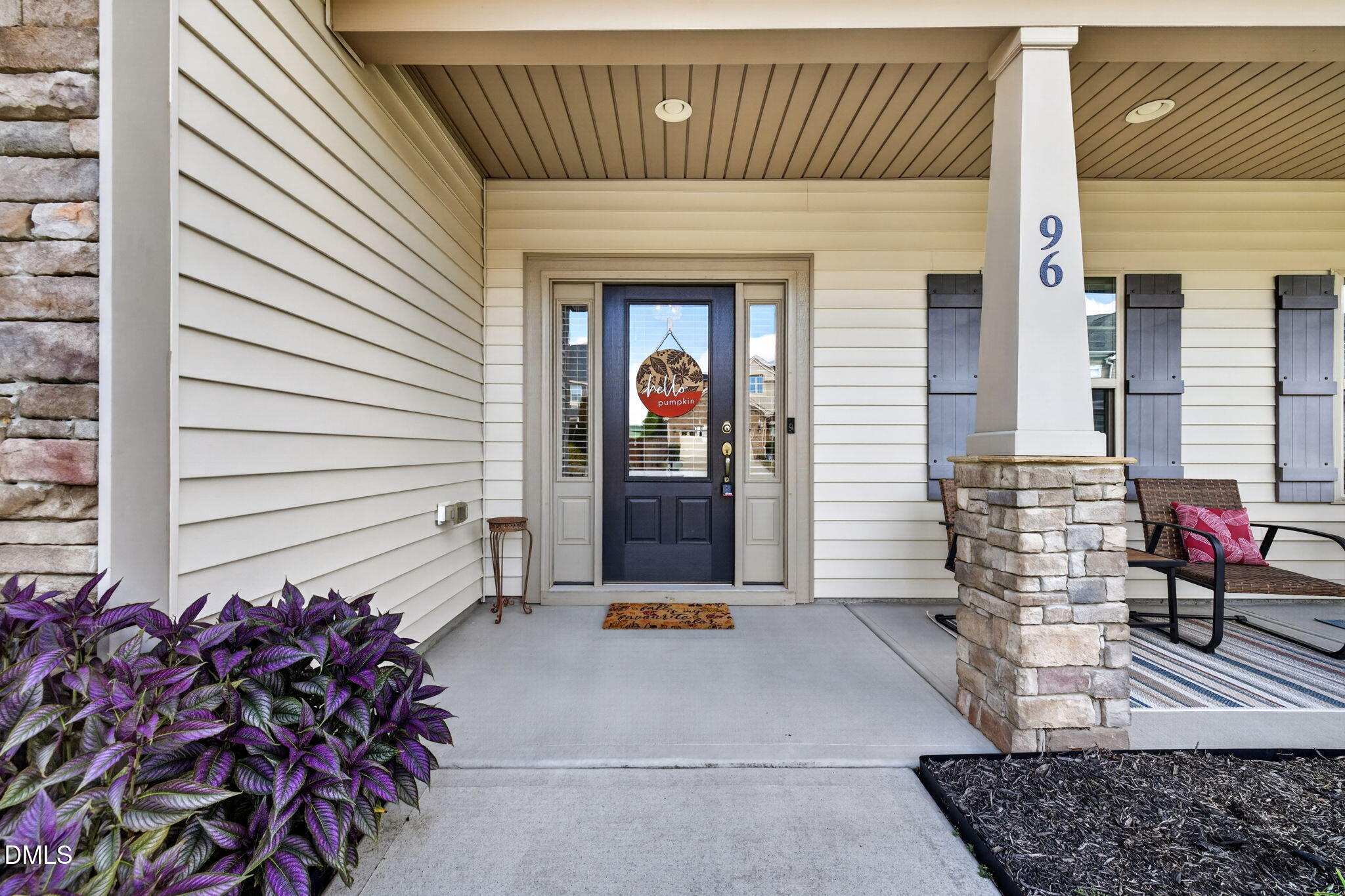96 Sugar Maple Court Property Photo 3