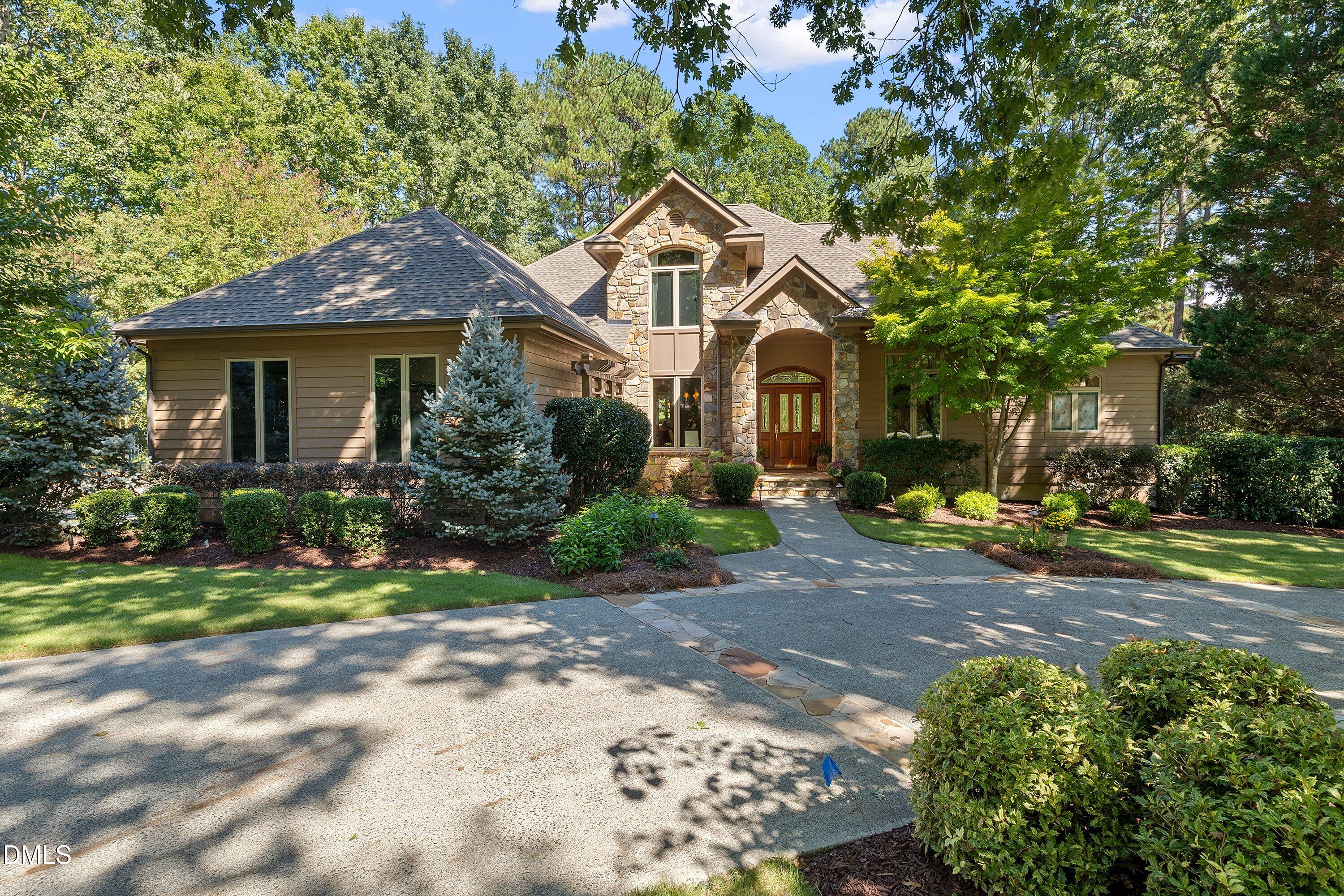 4604 White Chapel Way Property Photo 1