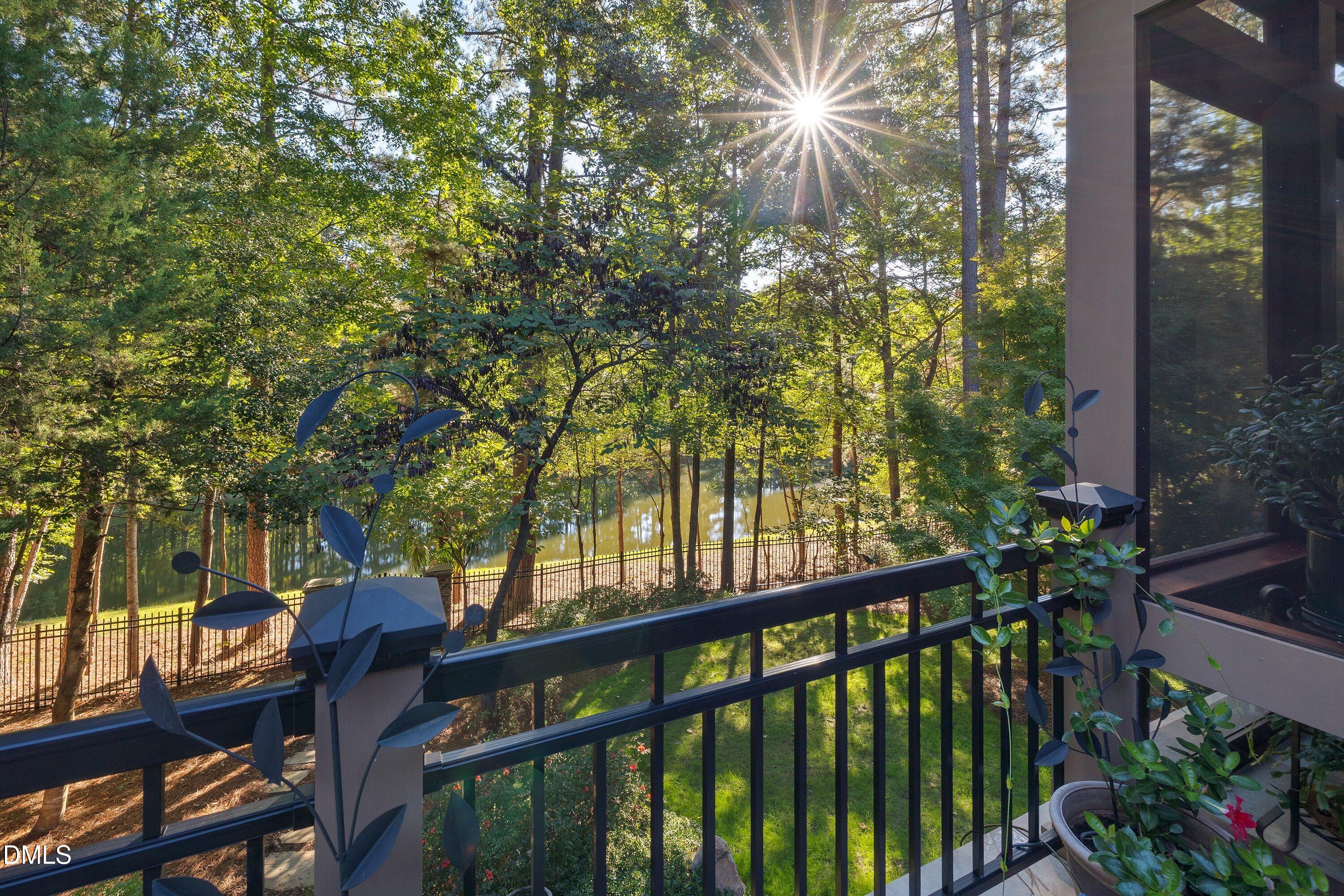 4604 White Chapel Way Property Photo 4