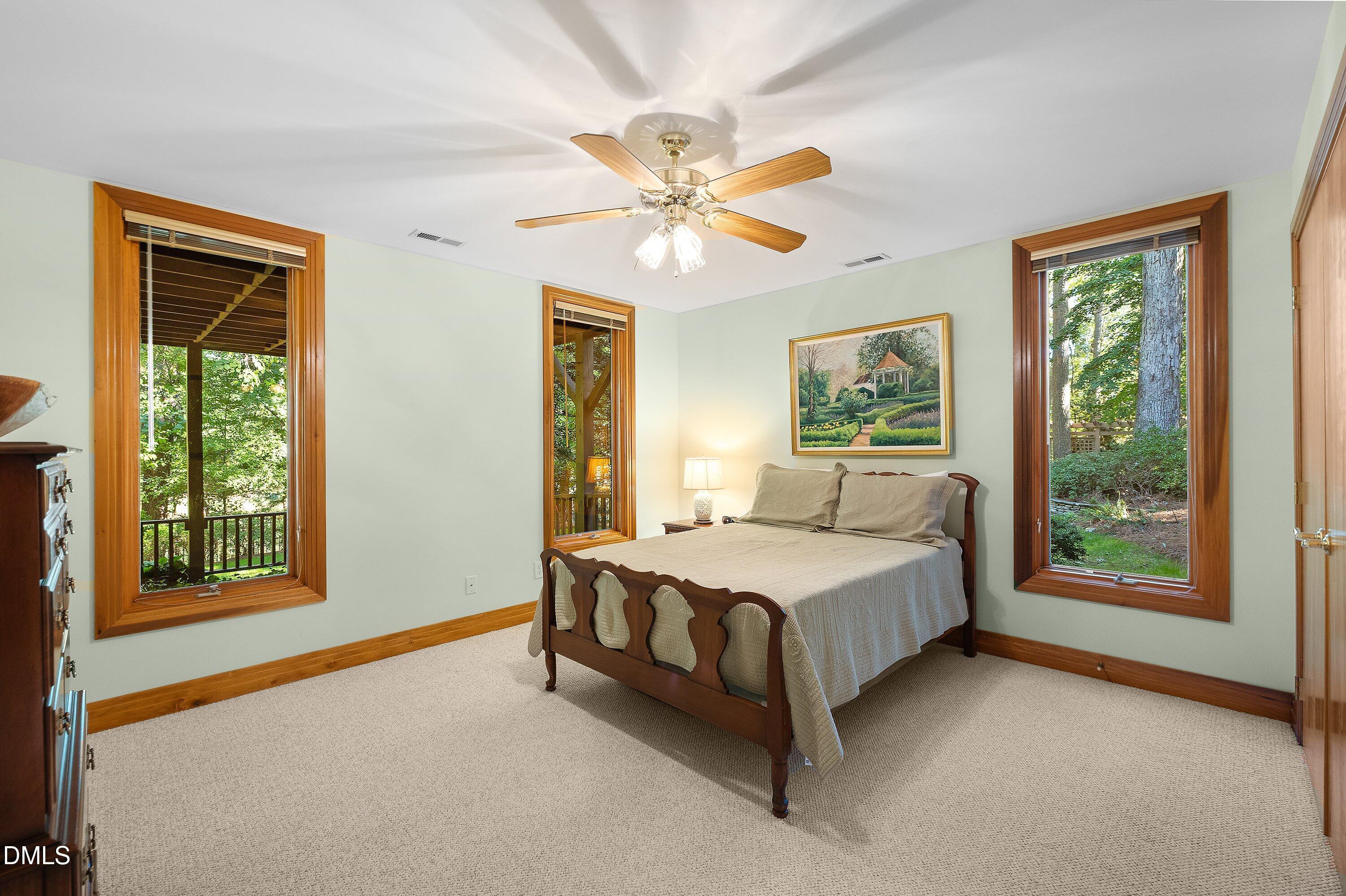 4604 White Chapel Way Property Photo 36