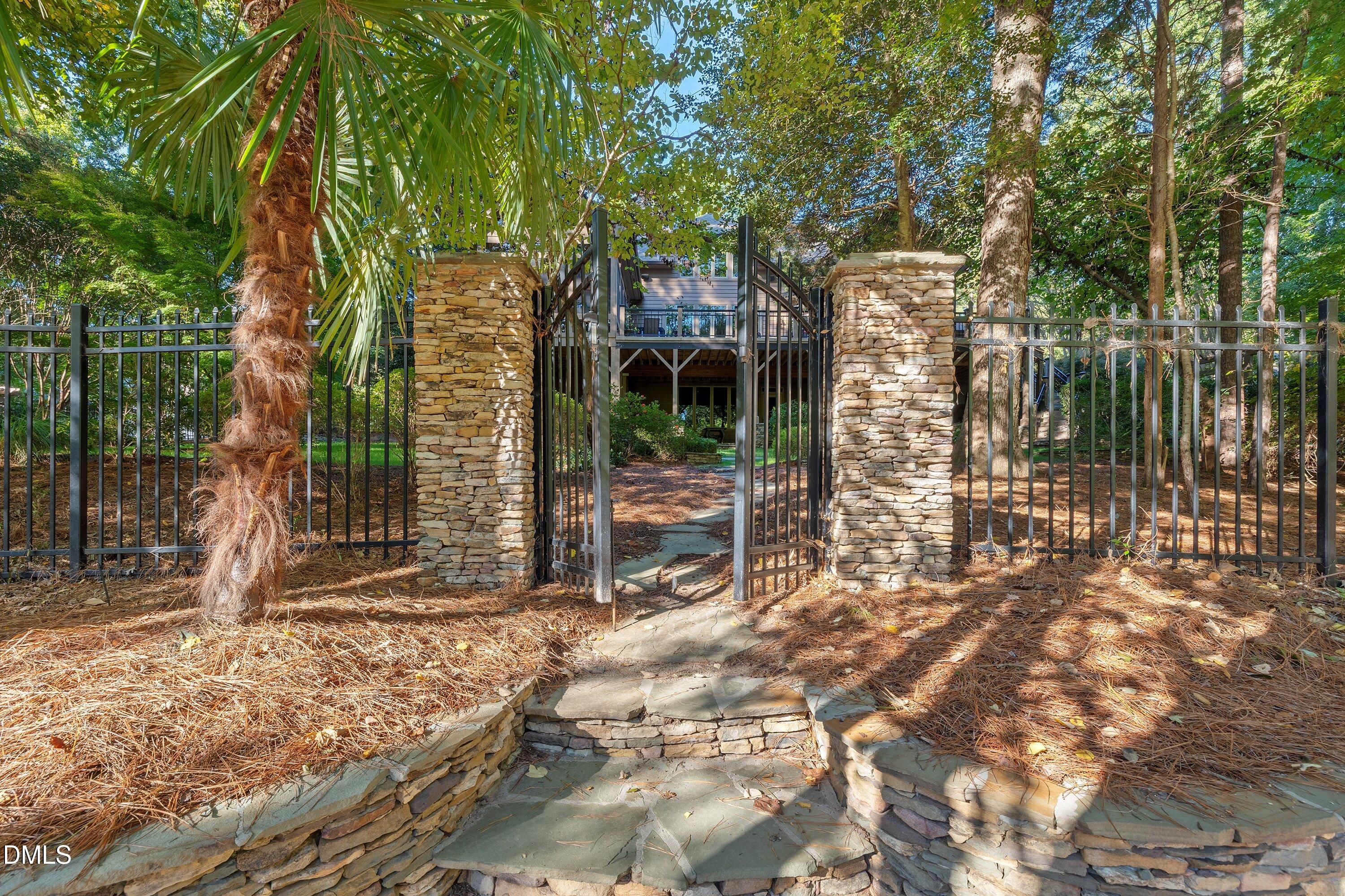 4604 White Chapel Way Property Photo 80