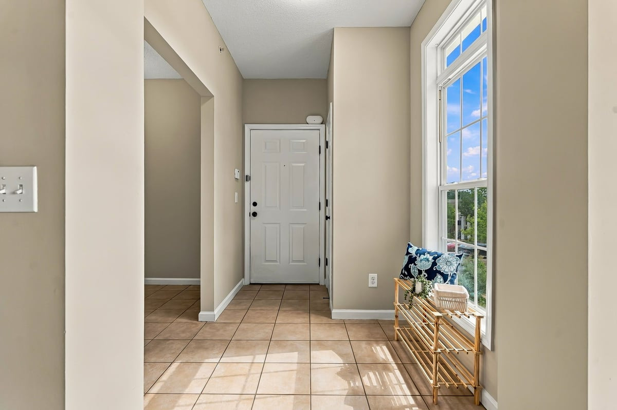 2501 Huntscroft Lane 300 Property Photo 13