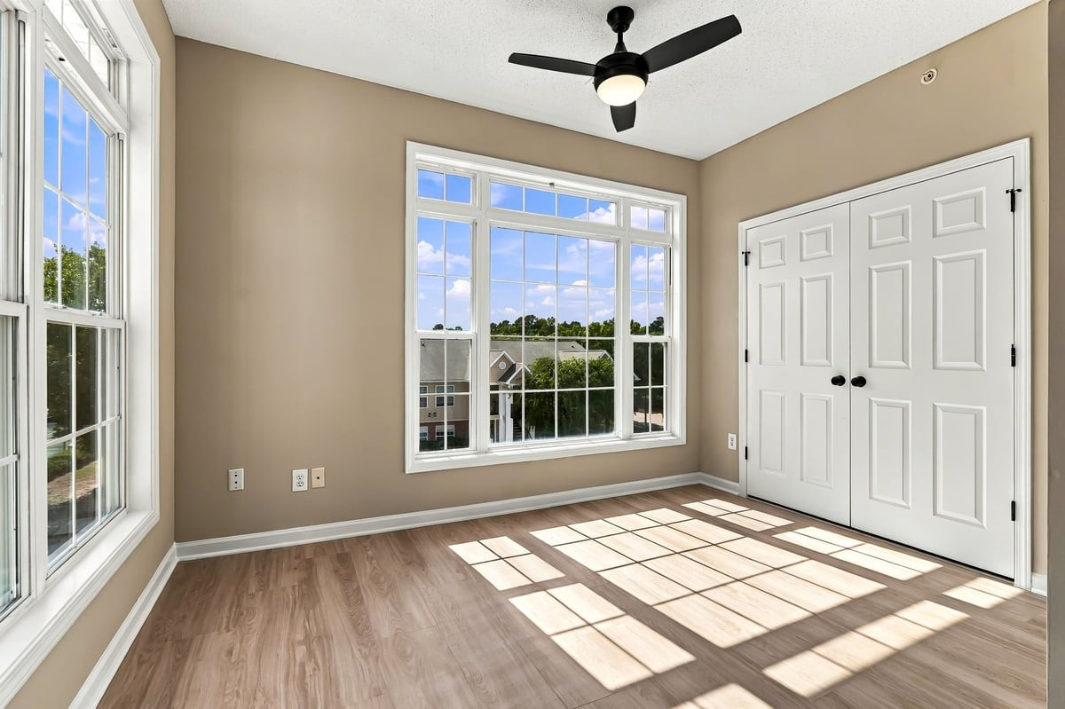 2501 Huntscroft Lane 300 Property Photo 15